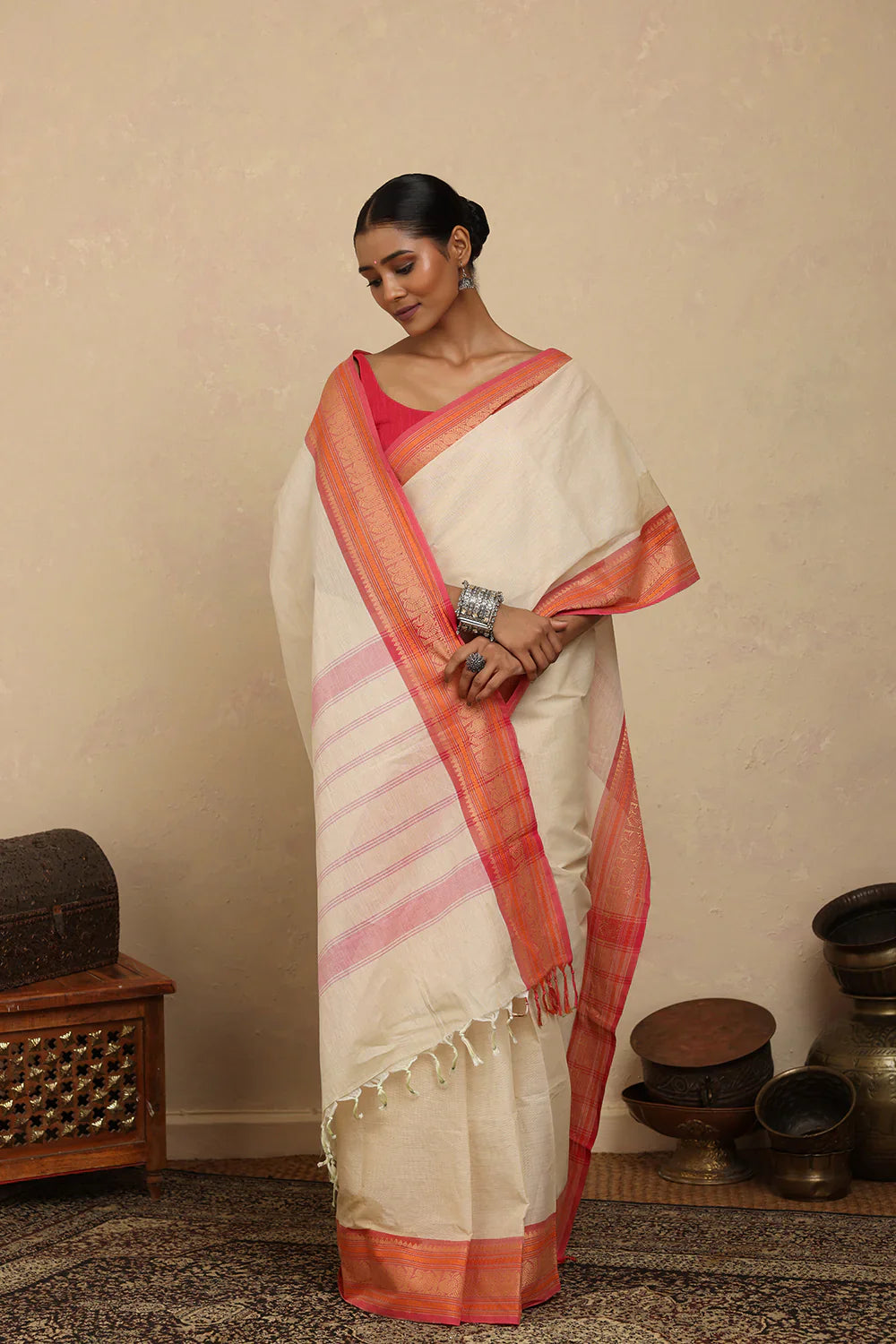 Handloom Off White Kanchi Cotton Saree with Woven Pink Border | SHOBITAM