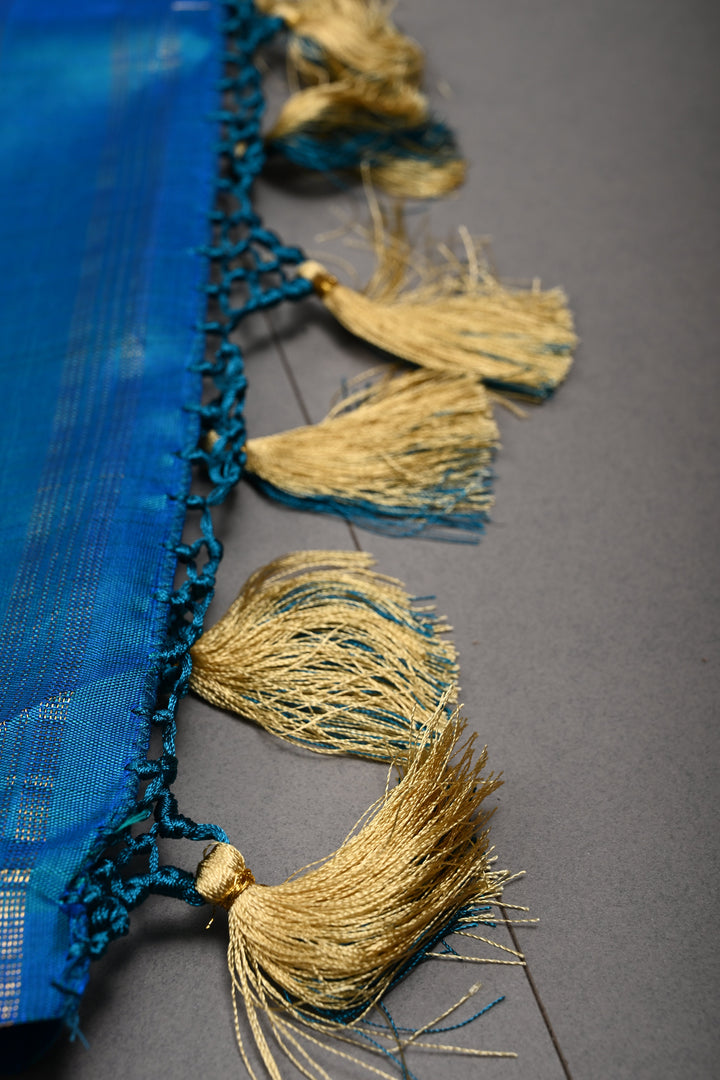 Copper Sulphate Blue and Green Dual tone Kanjivaram Pure Silk Saree with Zari Temple Border  | SILK MARK CERTIFIED