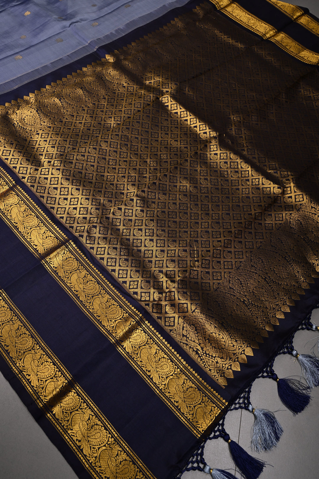 Dusty Amethyst Gadwal Silk Saree with Zari Buttas and Rettaipet Contrast Zari Border | SILK MARK CERTIFIED | SHOBITAM