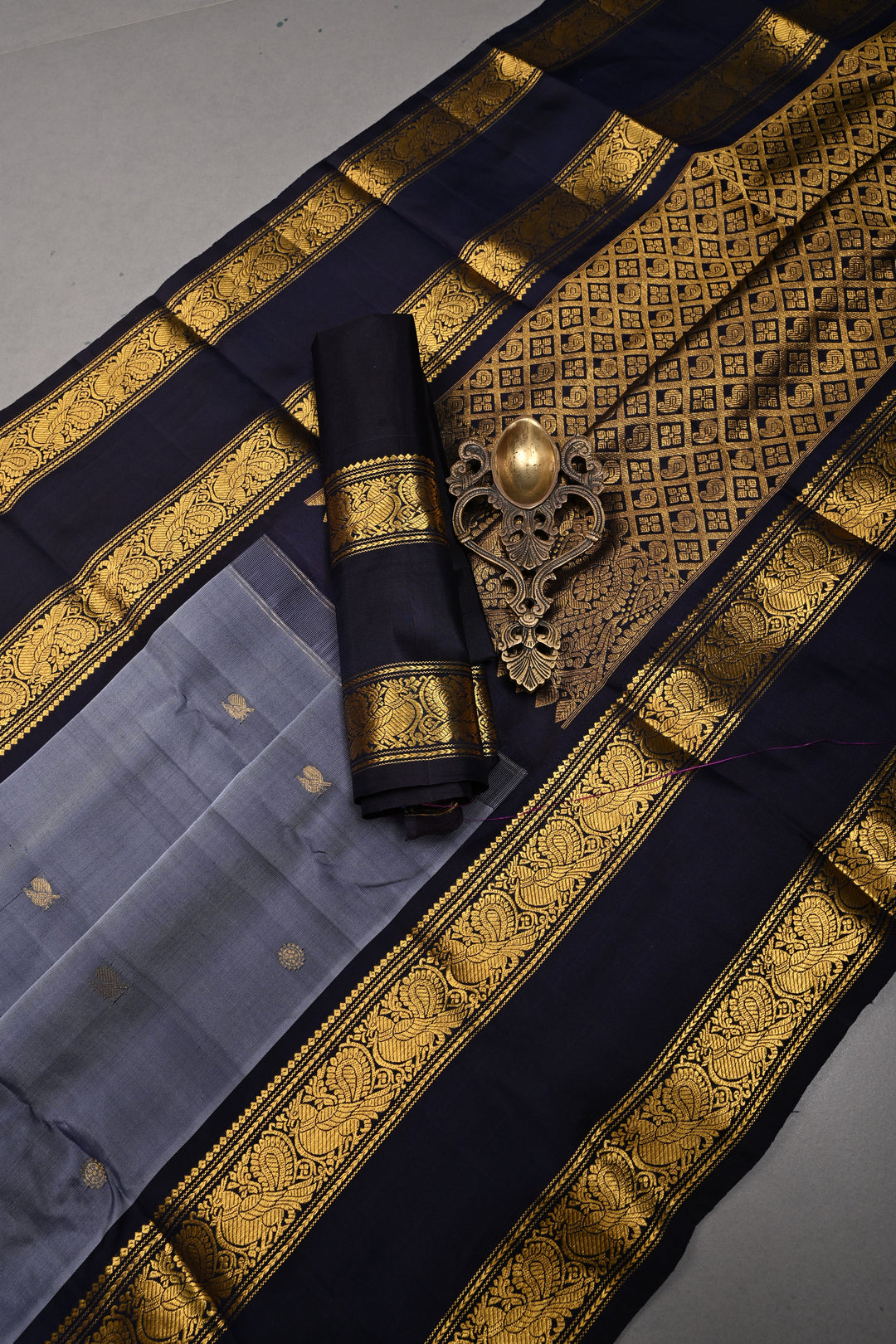Dusty Amethyst Gadwal Silk Saree with Zari Buttas and Rettaipet Contrast Zari Border | SILK MARK CERTIFIED | SHOBITAM