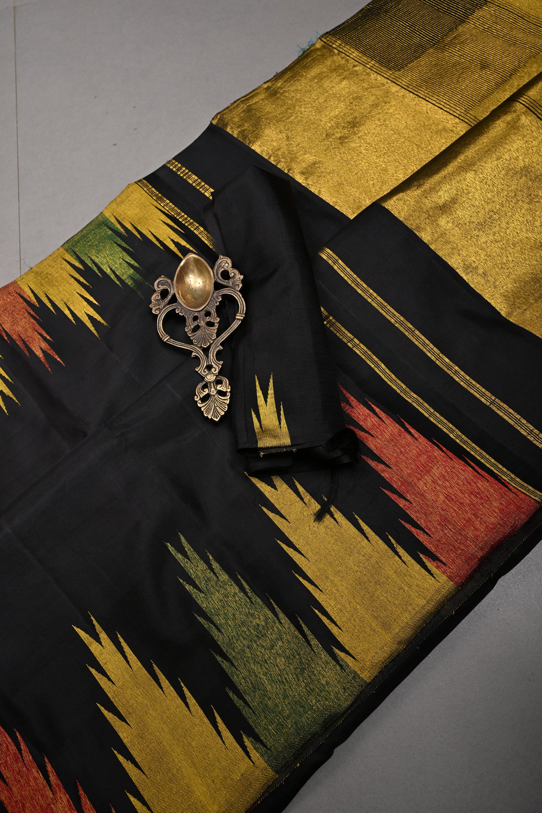 Authentic Kanjivaram Silk Saree in Stunning Black with MultiColor Temple Border with Grand Pallu | SILK MARK CERTIFIED