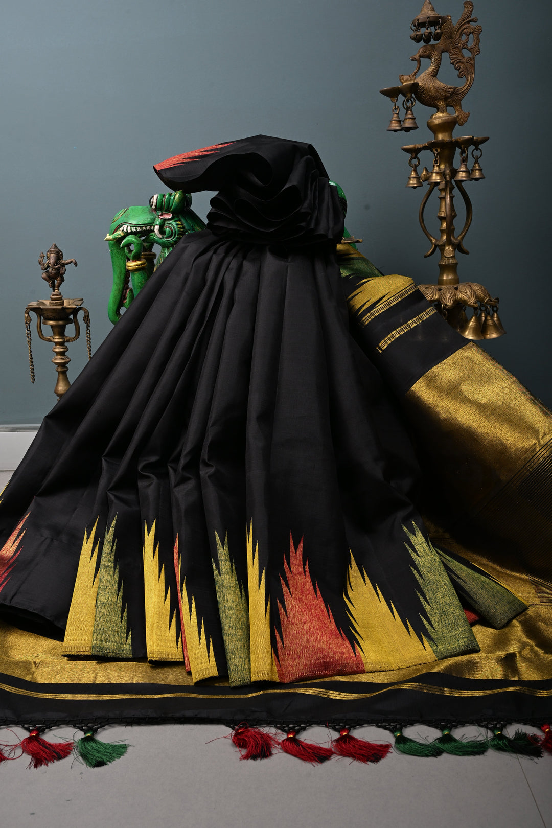Authentic Kanjivaram Silk Saree in Stunning Black with MultiColor Temple Border with Grand Pallu | SILK MARK CERTIFIED