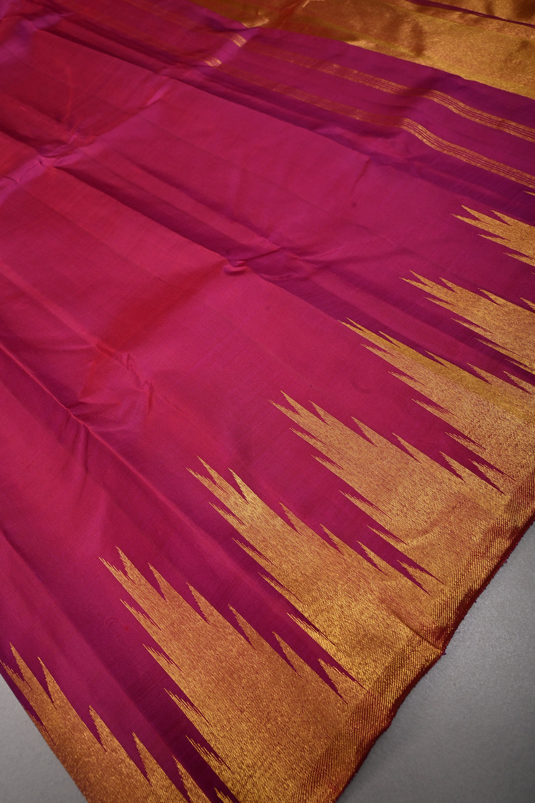 Vadamalli Purple Kanjivaram Silk Saree with Temple Zari Border | SILK MARK CERTIFIED | SHOBITAM