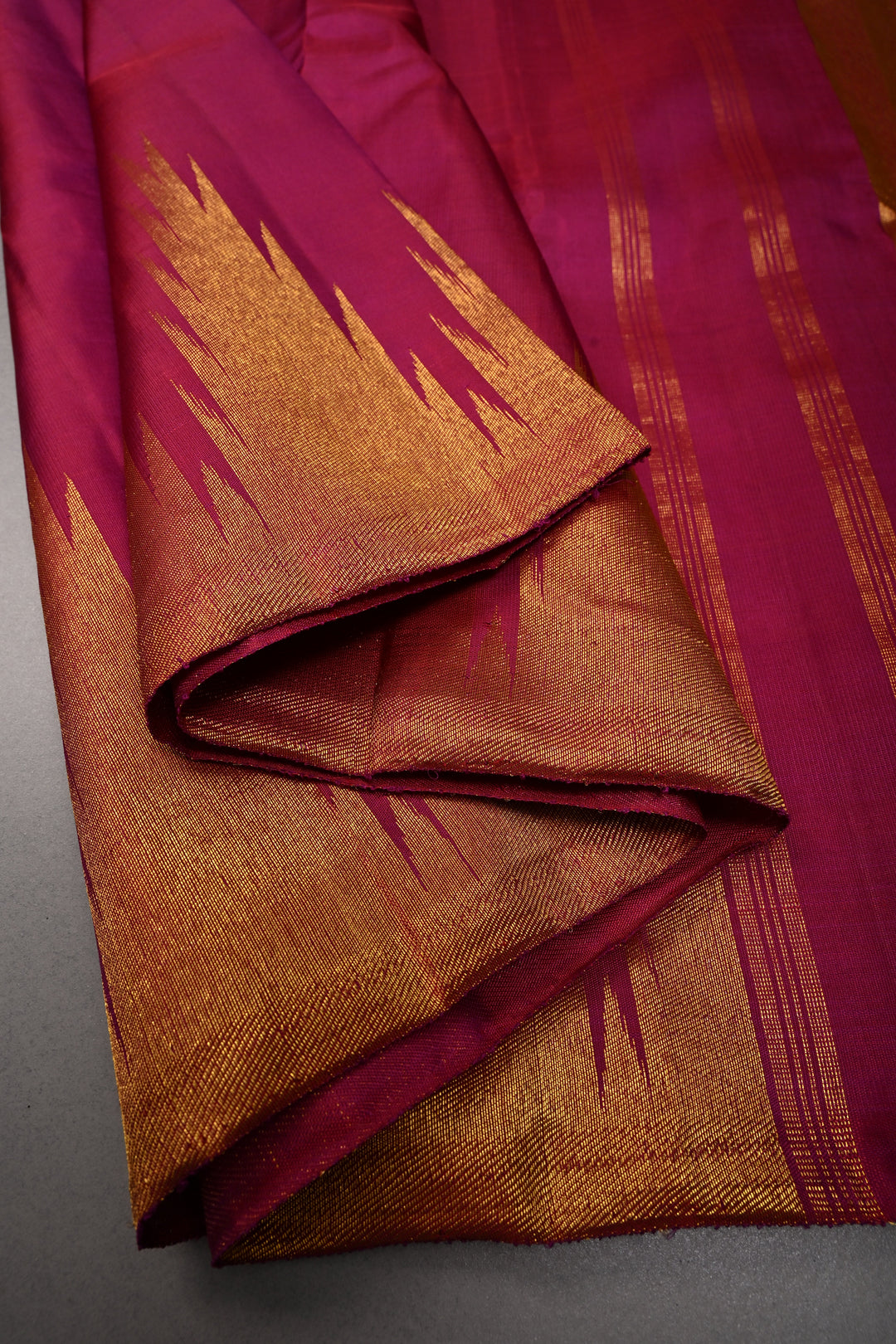 Vadamalli Purple Kanjivaram Silk Saree with Temple Zari Border | SILK MARK CERTIFIED | SHOBITAM