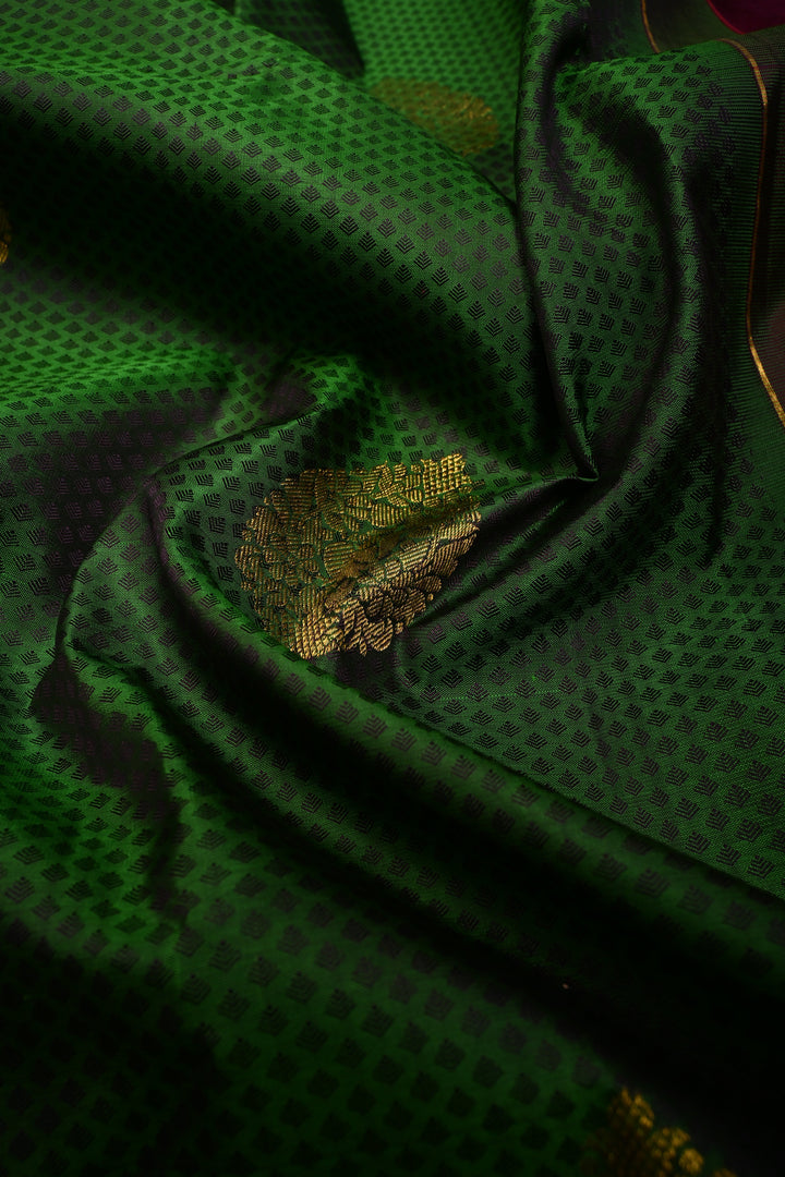 Green Dual Tone Korvai Brocade on Pure Kanjivaram Silk Handloom Saree with Zari Buttas and Zari Border | SILK MARK CERTIFIED | SHOBITAM