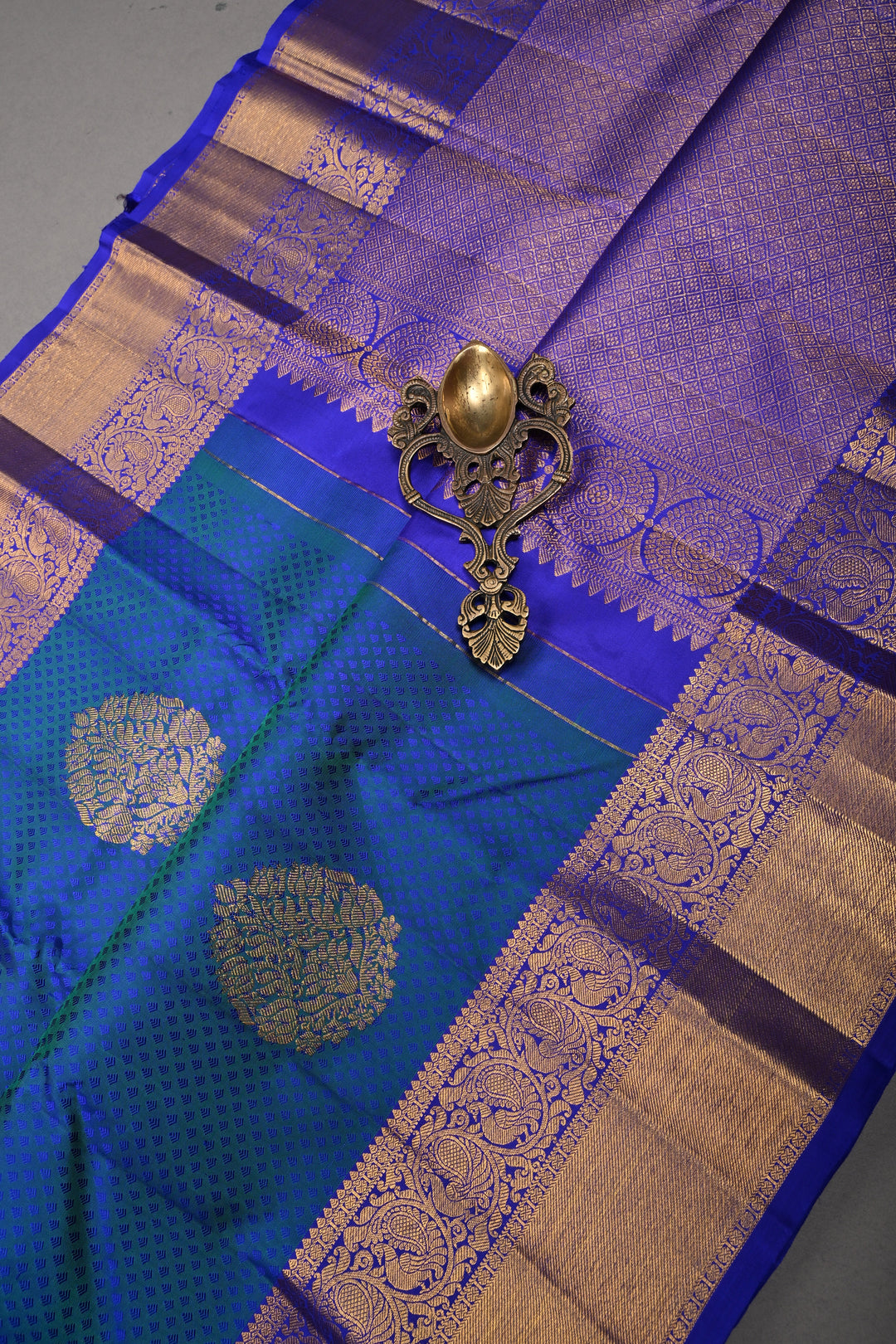 Blue-Green Dual Tone Self Brocade on Pure Kanjivaram Silk Handloom Saree with Zari Buttas and Zari Border| SILK MARK CERTIFIED | SHOBITAM