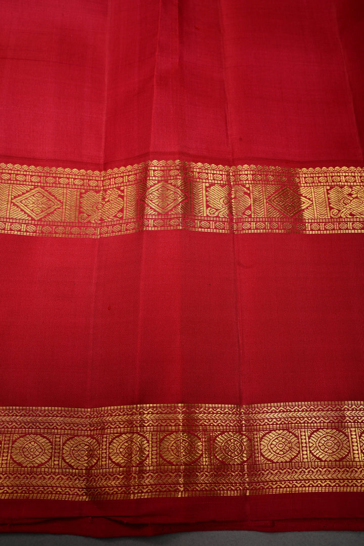 Chartreuse korvai Kanjivaram Pure Silk Saree with Zari Buttas and Rettaipet Contrast Zari Border | SILK MARK CERTIFIED | SHOBITAM