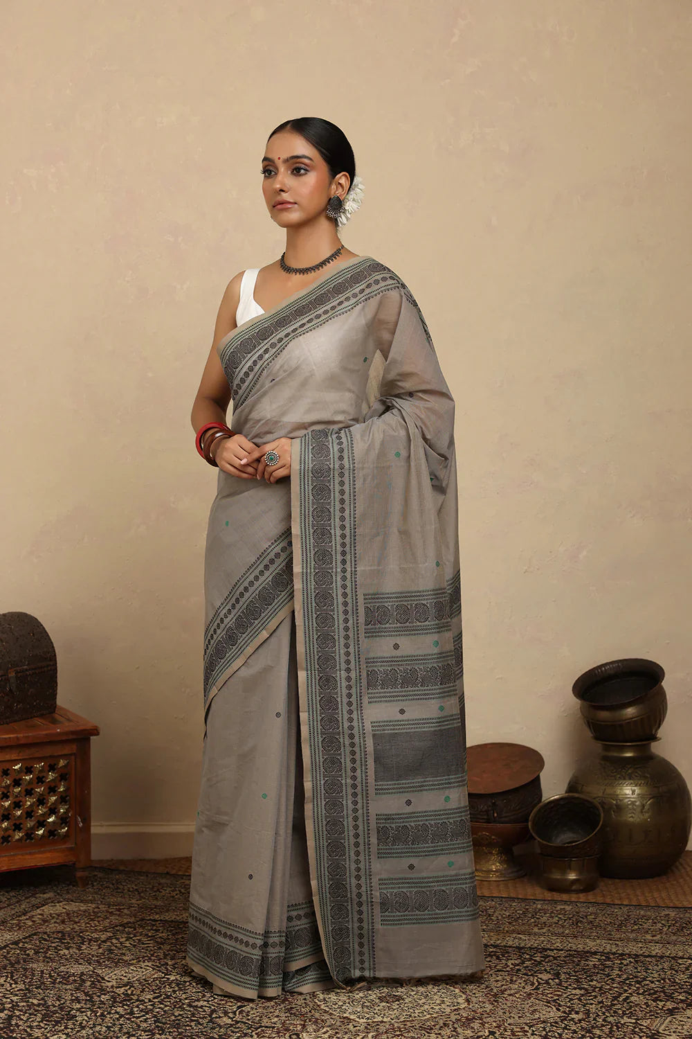 Handloom Ash Grey Kanchi Cotton Saree | SHOBITAM