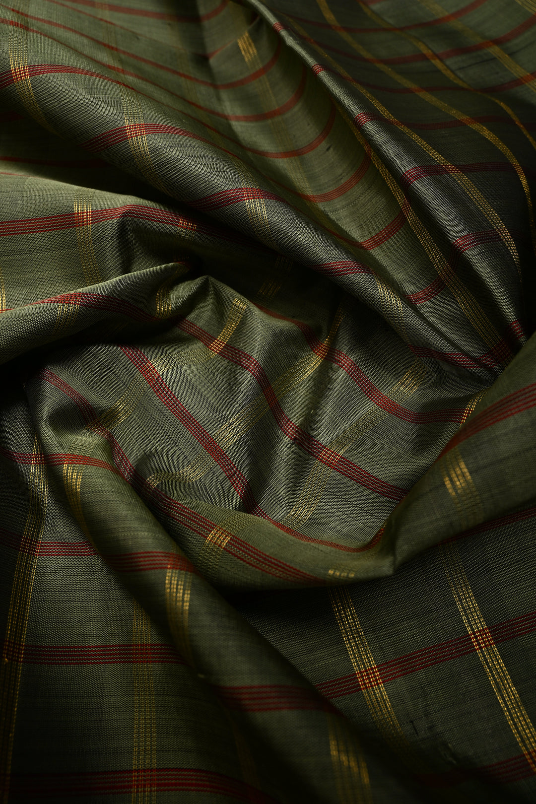 Sage Green Kanjivaram Pure Silk Saree with Check and Rettaipet Border | SILK MARK CERTIFIED | SHOBITAM