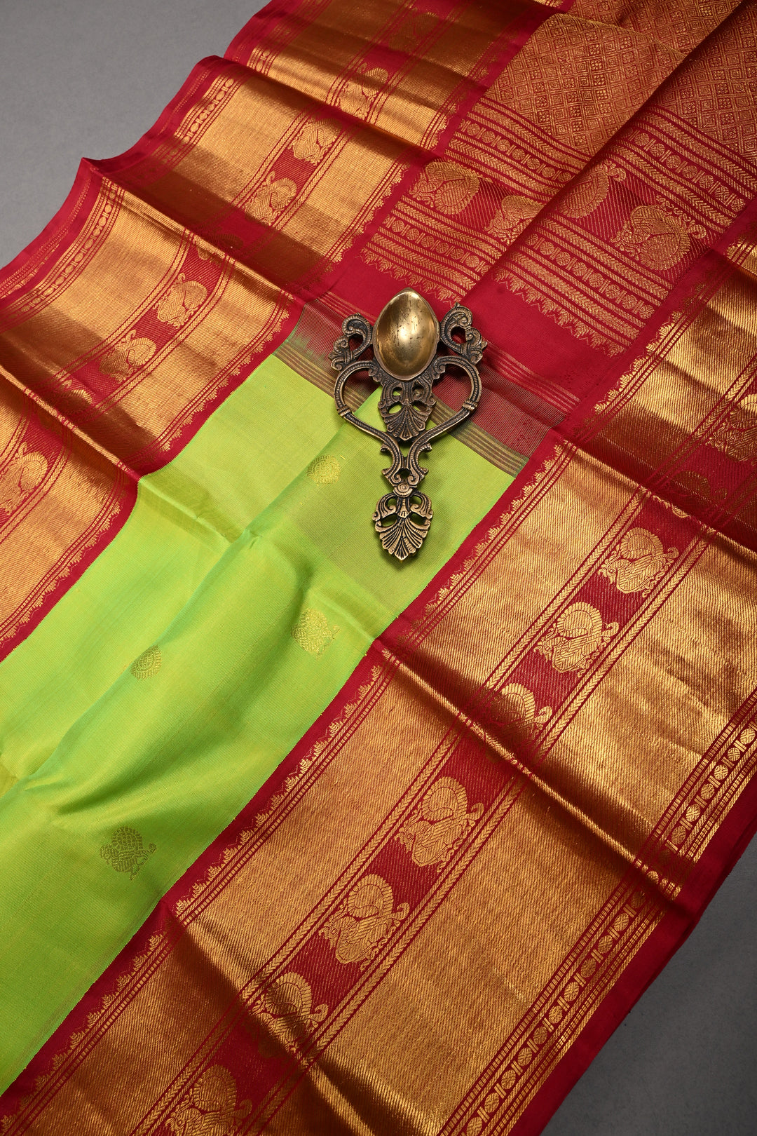 Parrot Green korvai Kanjivaram Pure Silk Saree with Zari Buttas and Contrast Zari Border | SILK MARK CERTIFIED | SHOBITAM
