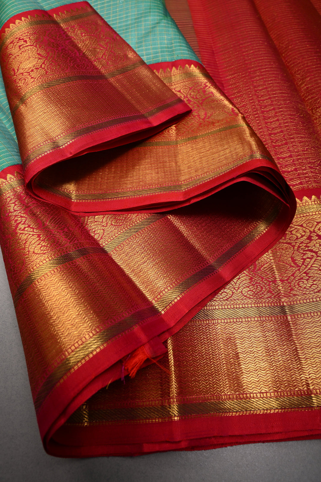 Sea Green Korvai Kanjivaram Pure Silk Saree with Podi-Kattam Zari Checks and Contrast Zari Border | SILK MARK CERTIFIED | SHOBITAM