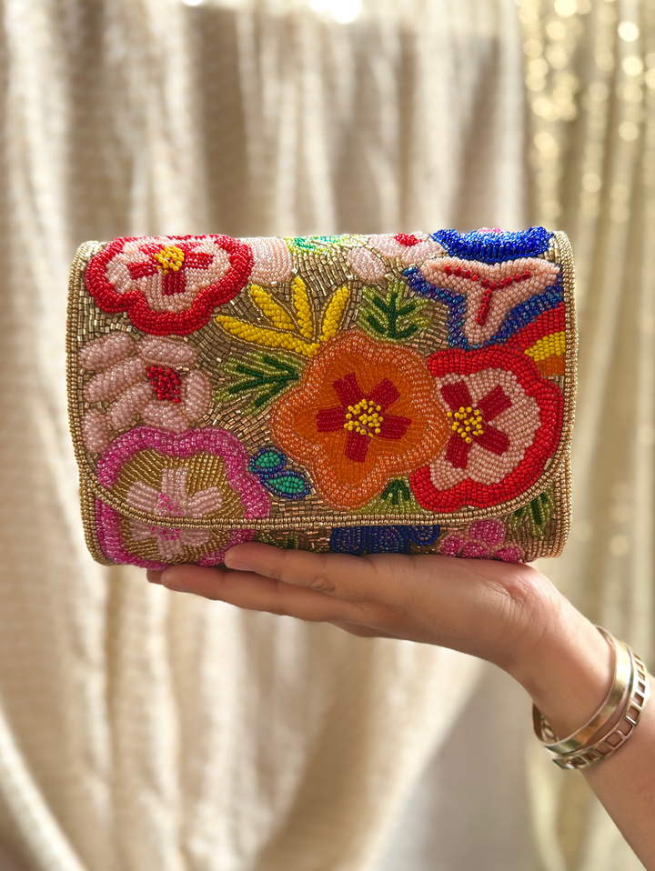 BLOOMING GARDEN Embroidery Floral Handbag