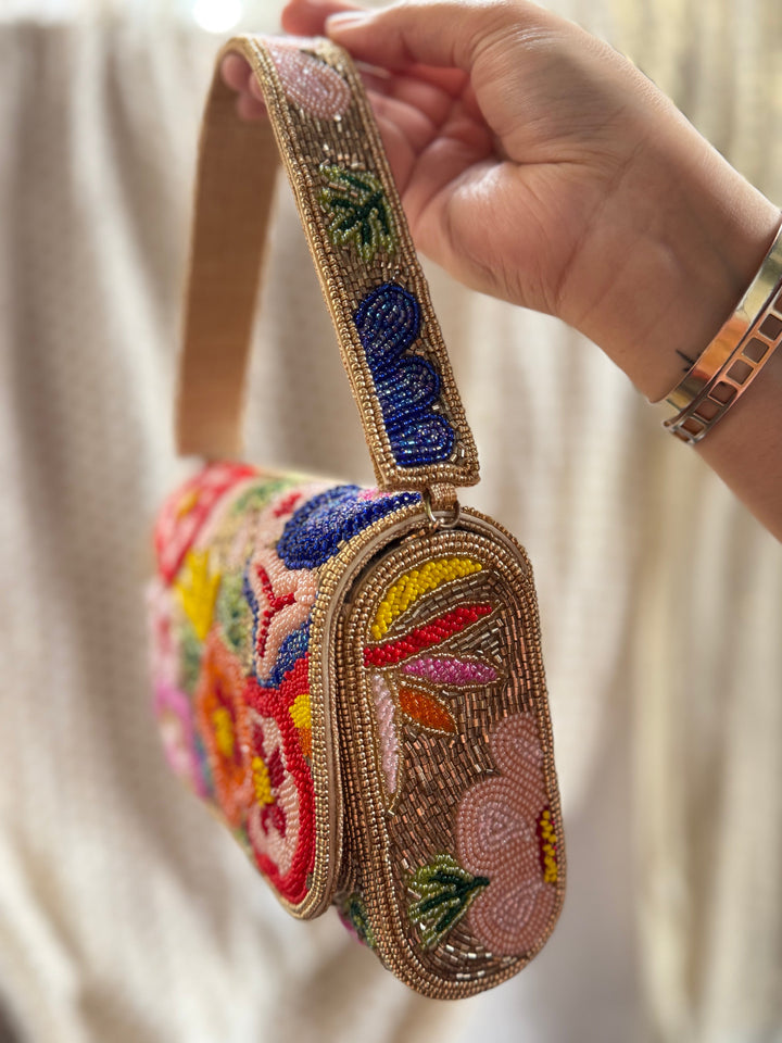BLOOMING GARDEN Embroidery Floral Handbag