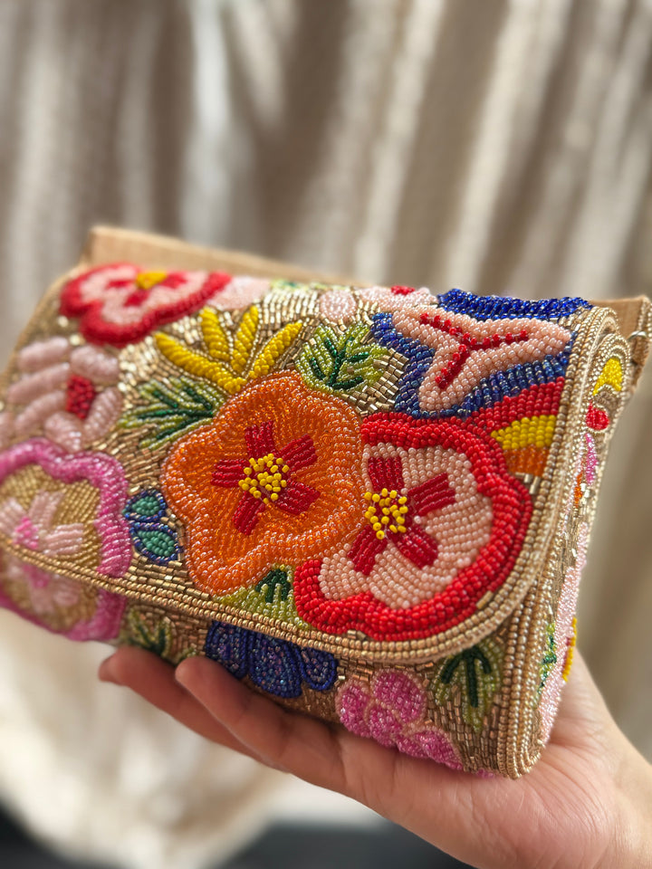 BLOOMING GARDEN Embroidery Floral Handbag