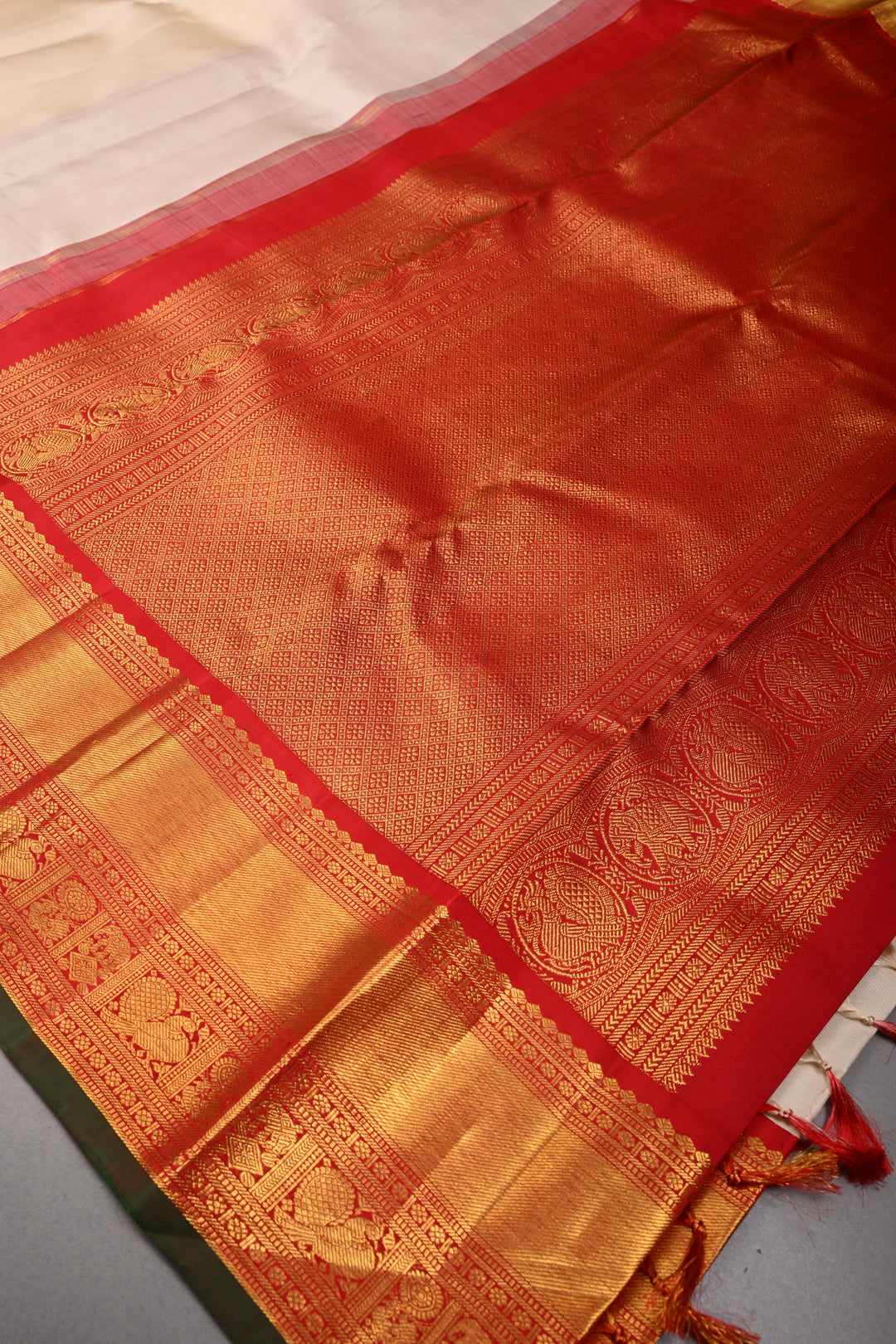 Ivory Kanjivaram Pure Silk Saree with Contrast Zari Border | SILK MARK CERTIFIED | SHOBITAM