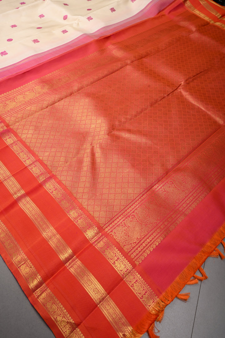Off White Korvai Kanjivaram Pure Silk Saree with Thread Buttas and Contrast Stripes Zari Border | SILK MARK CERTIFIED | SHOBITAM