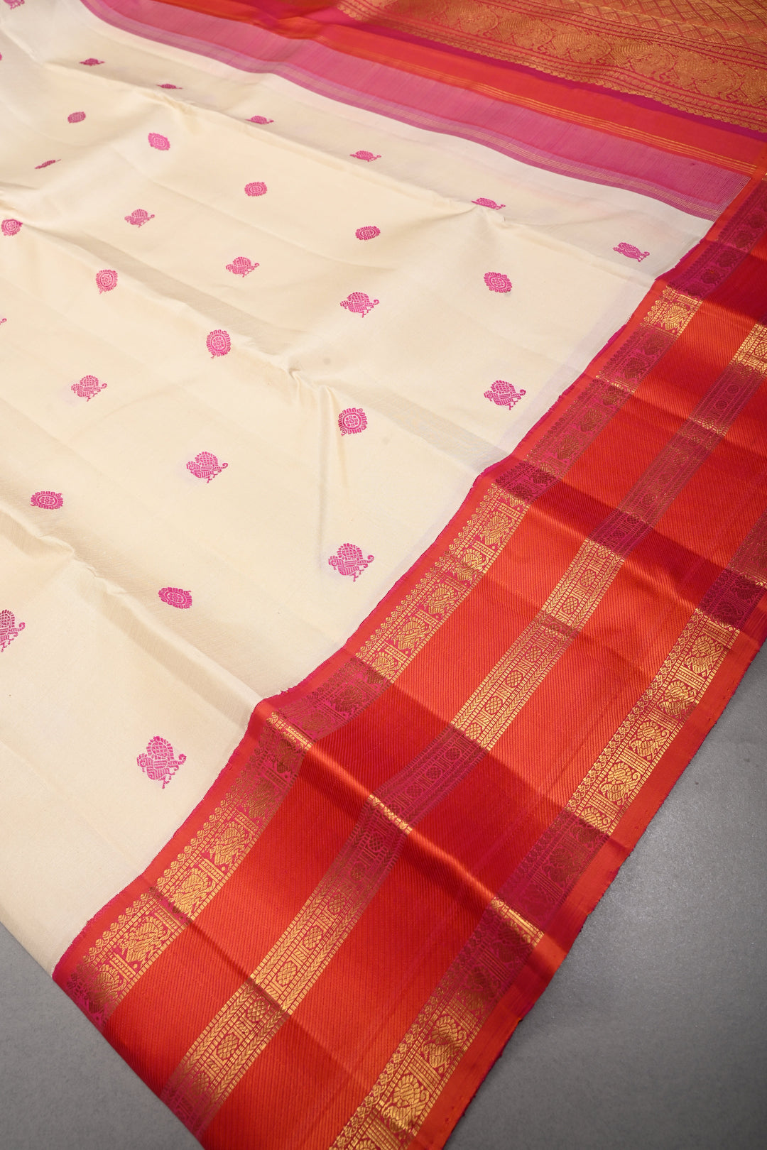 Off White Korvai Kanjivaram Pure Silk Saree with Thread Buttas and Contrast Stripes Zari Border | SILK MARK CERTIFIED | SHOBITAM