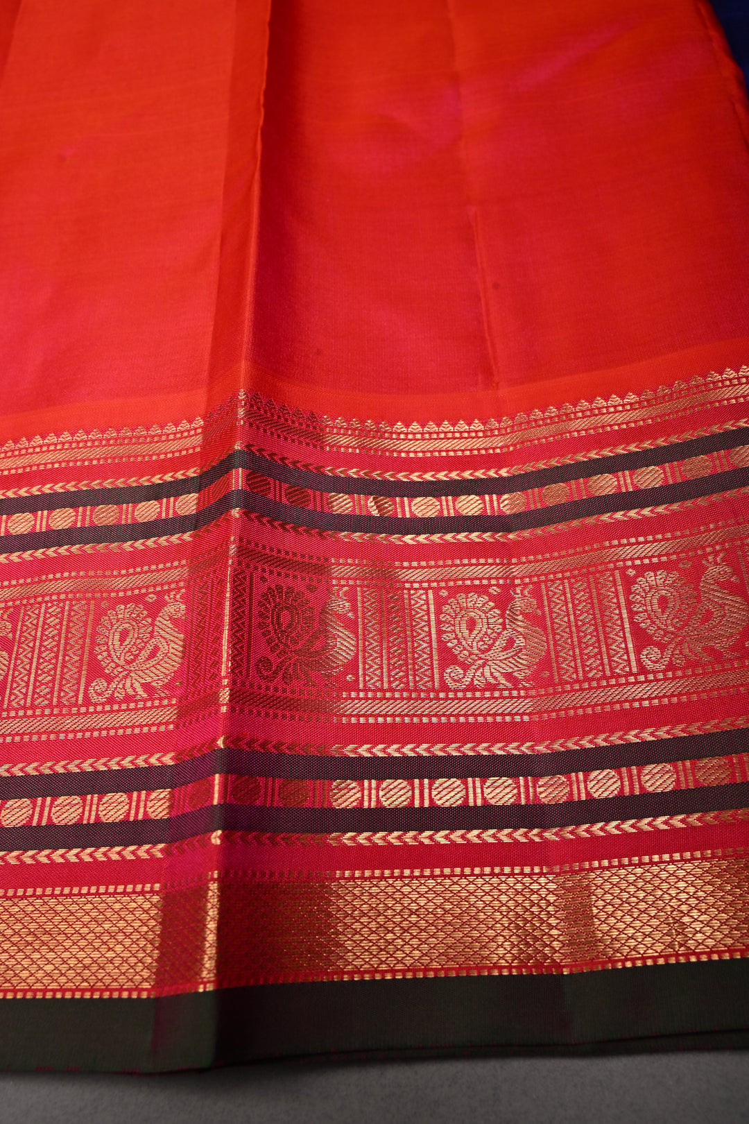 Korvai Deep Blue Kanjivaram Pure Silk Saree with Zari Buttas and Contrast Zari Border | SILK MARK CERTIFIED | SHOBITAM