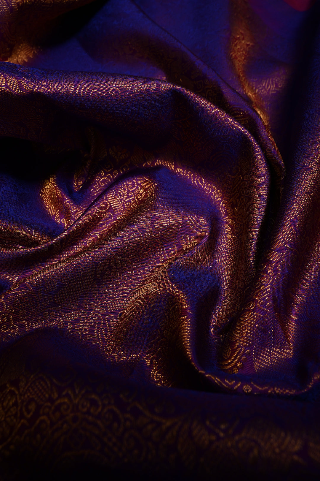 Purple Dual Tone Gadwal Silk Saree with Vanasingaram Zari Brocade and Contrast Wide Zari Border | SILK MARK CERTIFIED
