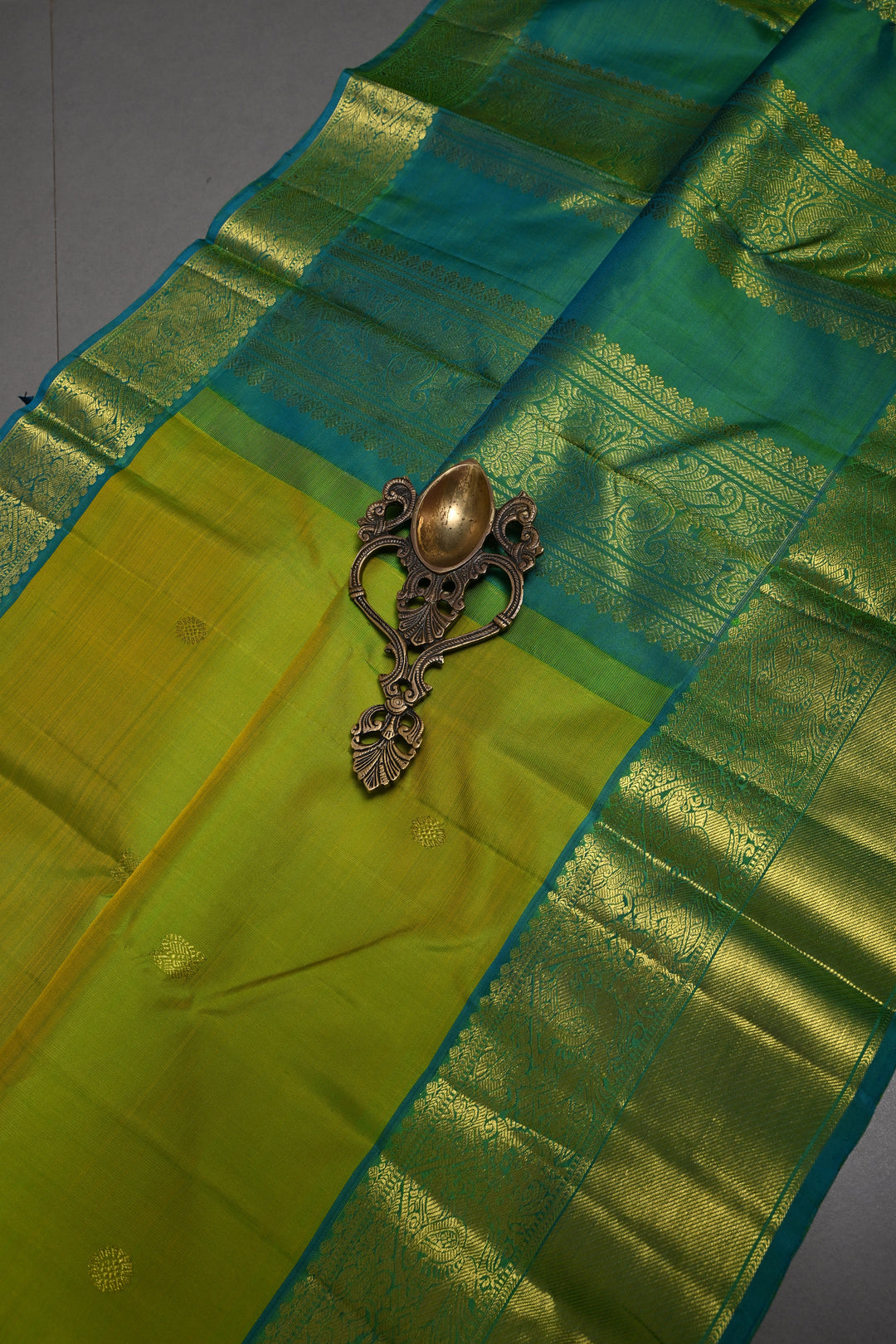 Chartreuse Dual Tone Kanjivaram Silk Saree with Zari Buttas and Contrast Zari Border | SILK MARK CERTIFIED | SHOBITAM