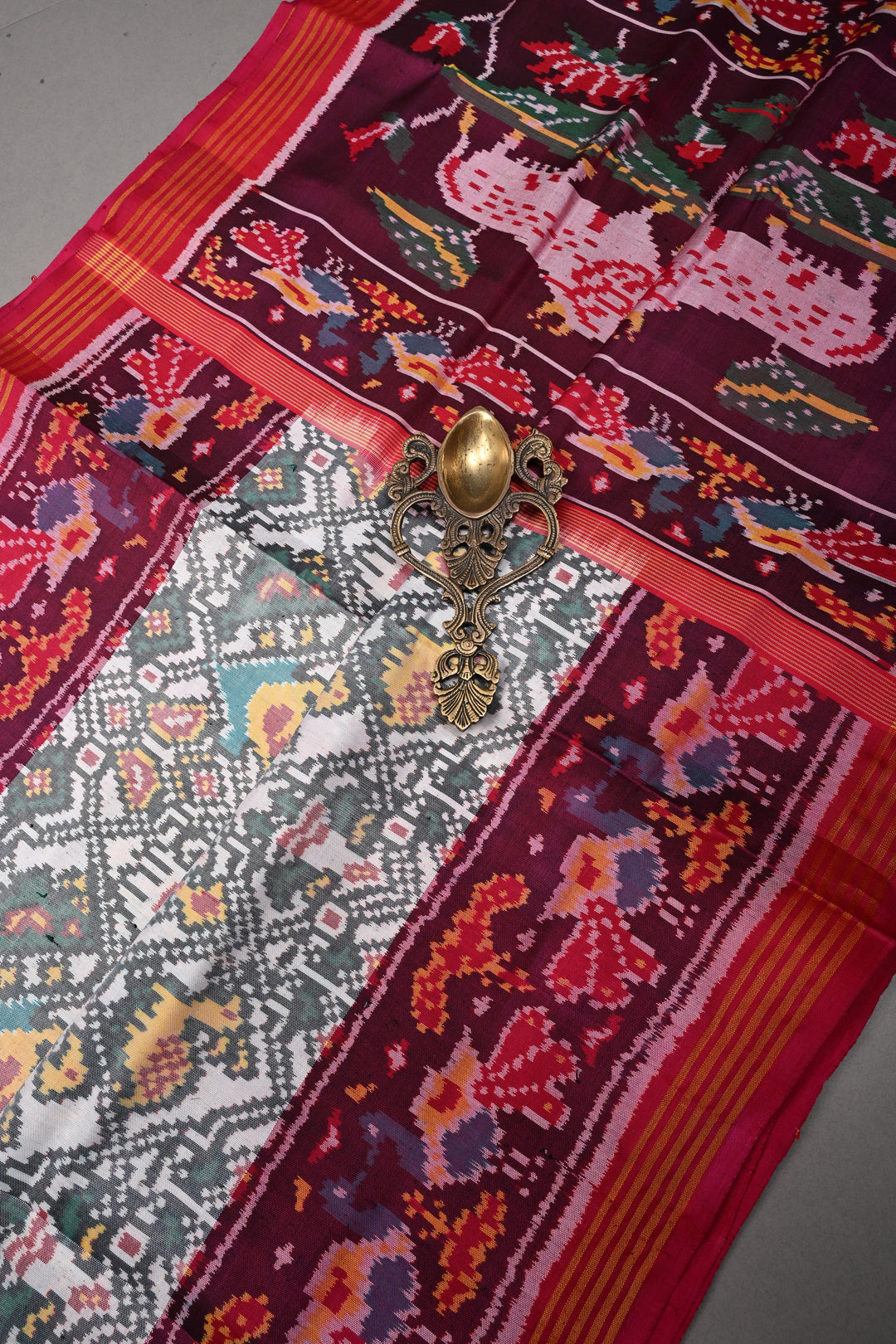 Authentic Patan Patola Pure Silk Handwoven Single Ikkat saree in Ivory with Intricate motifs and contrast borders | SILK MARK CERTIFIED | SHOBITAM