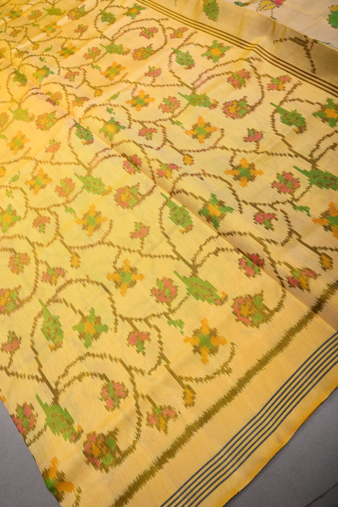 Charismatic Butter Yellow Authentic Patan Patola Single Ikkat Handloom Pure Silk Saree | SILK MARK CERTIFIED | SHOBITAM