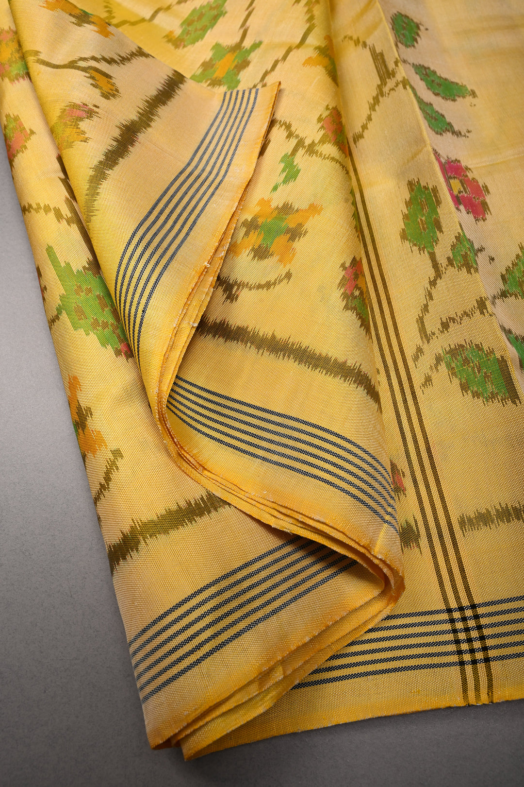Charismatic Butter Yellow Authentic Patan Patola Single Ikkat Handloom Pure Silk Saree | SILK MARK CERTIFIED | SHOBITAM