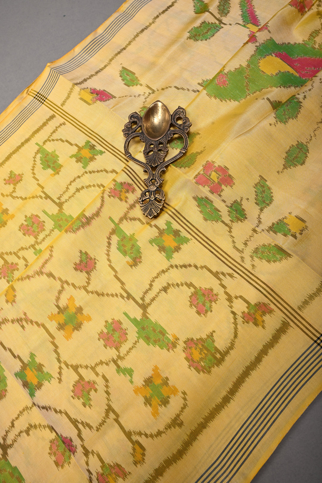 Charismatic Butter Yellow Authentic Patan Patola Single Ikkat Handloom Pure Silk Saree | SILK MARK CERTIFIED | SHOBITAM