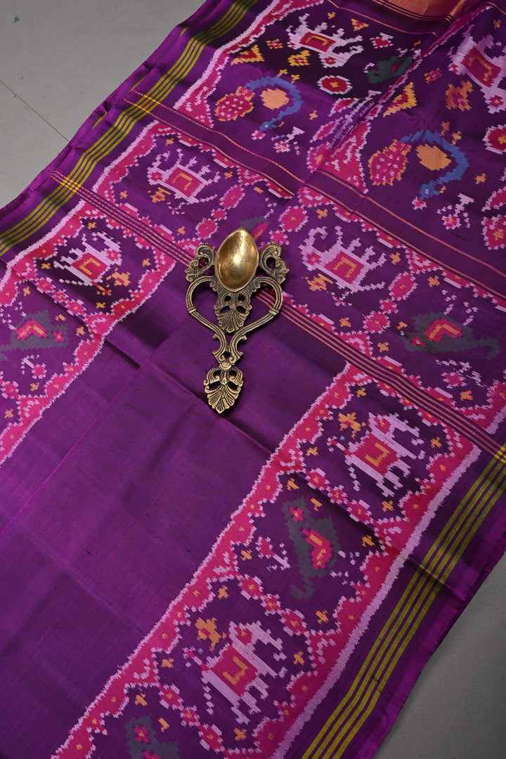 Purple Authentic Patan Patola Single Ikkat Handloom Silk Saree with Heritage borders | SILK MARK CERTIFIED