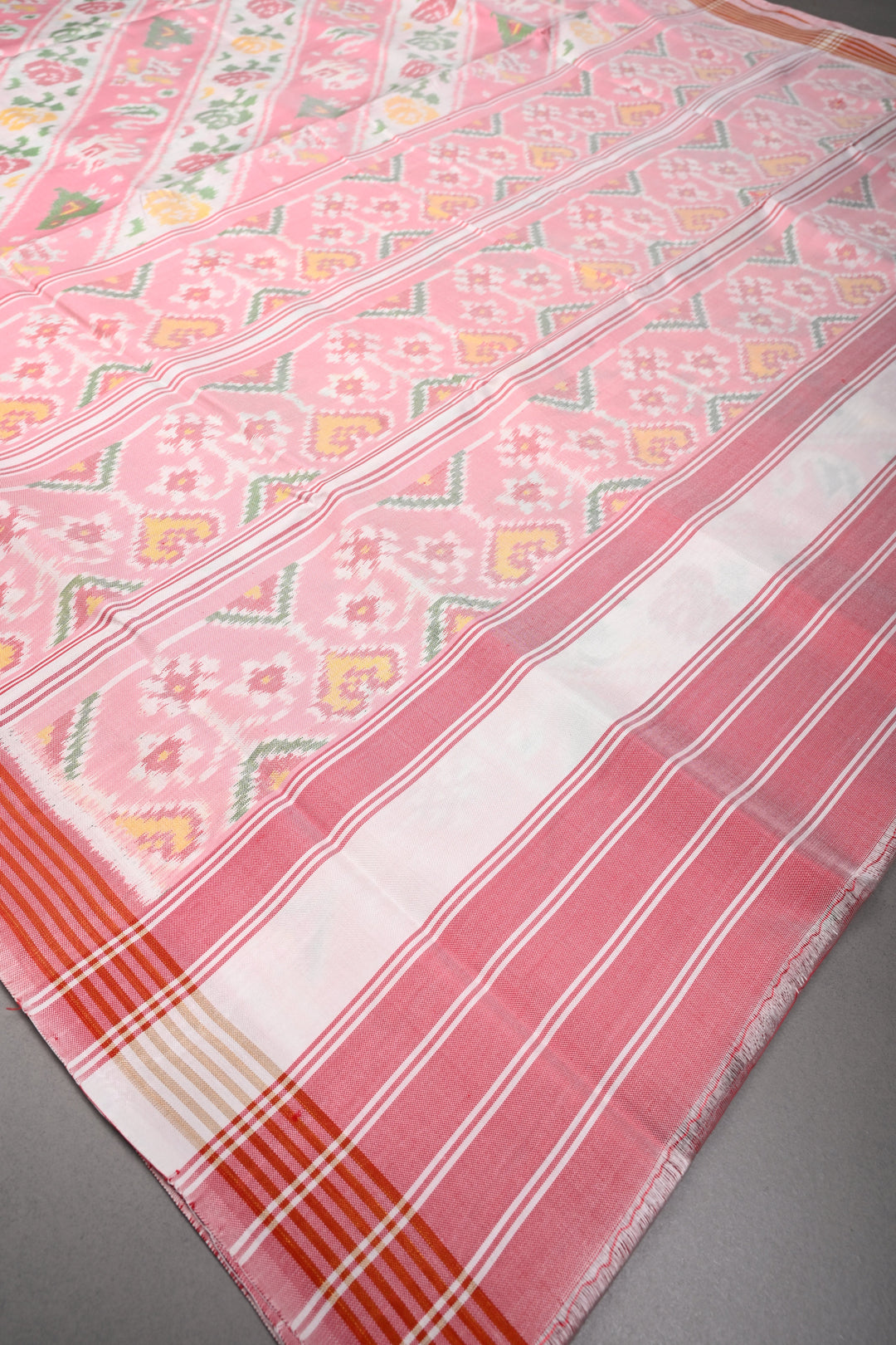 Authentic Patan patola Pure Silk Single Ikkat Handloom Weave saree in Frost Rose Pink | SILK MARK CERTIFIED