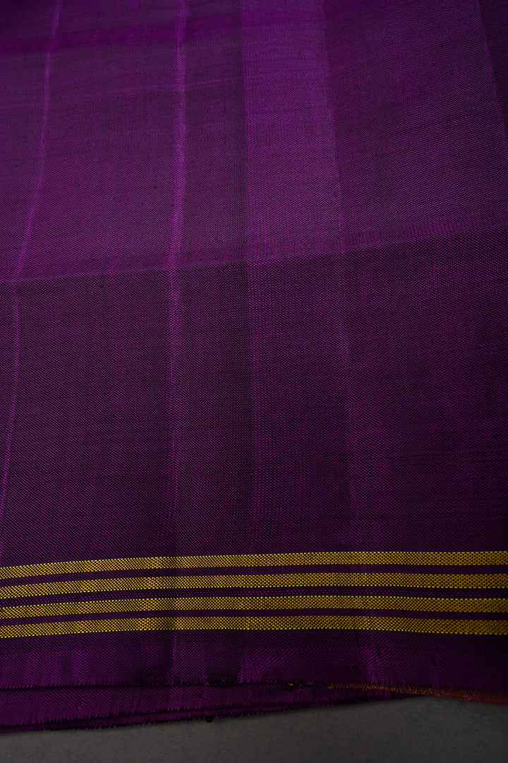Authentic Patan Patola Single Ikkat Handwoven Saree in Purple Pure Silk with Aada pattern | SILK MARK CERTIFIED | SHOBITAM