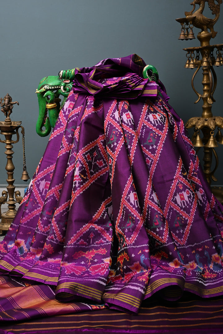 Authentic Patan Patola Single Ikkat Handwoven Saree in Purple Pure Silk with Aada pattern | SILK MARK CERTIFIED | SHOBITAM