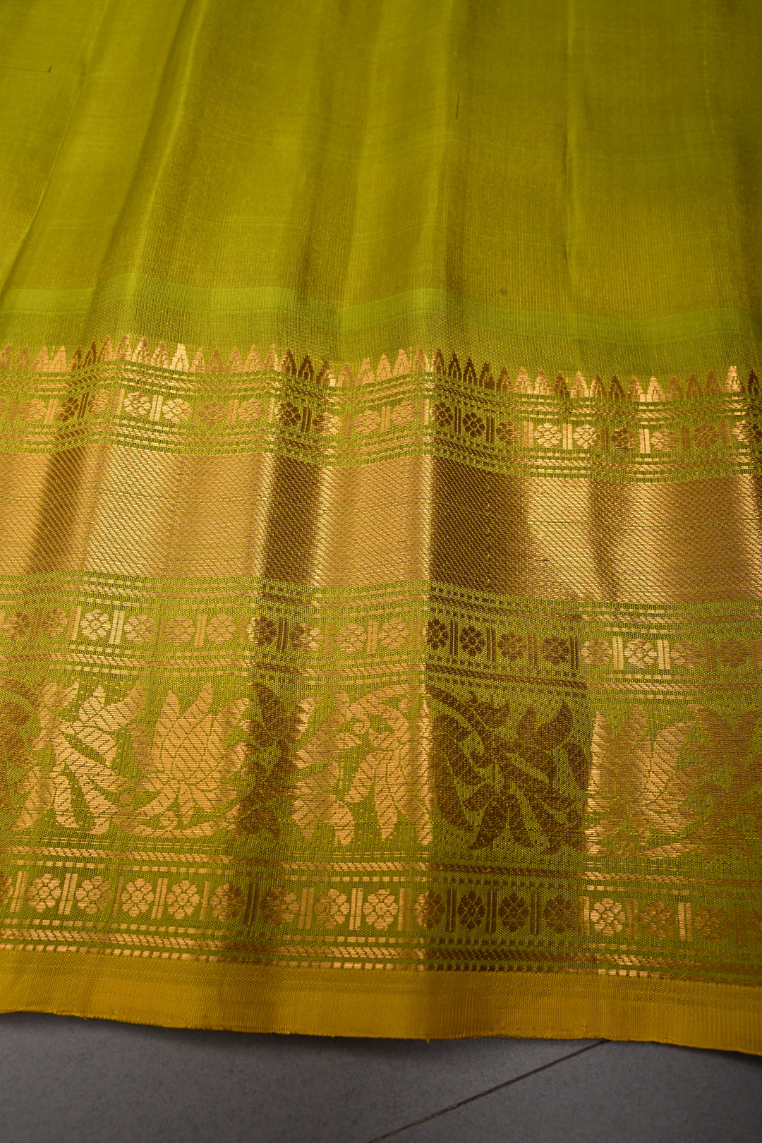 Peach Pure Gadwal Silk Saree with Resham Buttas and Contrast Zari Border | SILK MARK CERTIFIED | SHOBITAM
