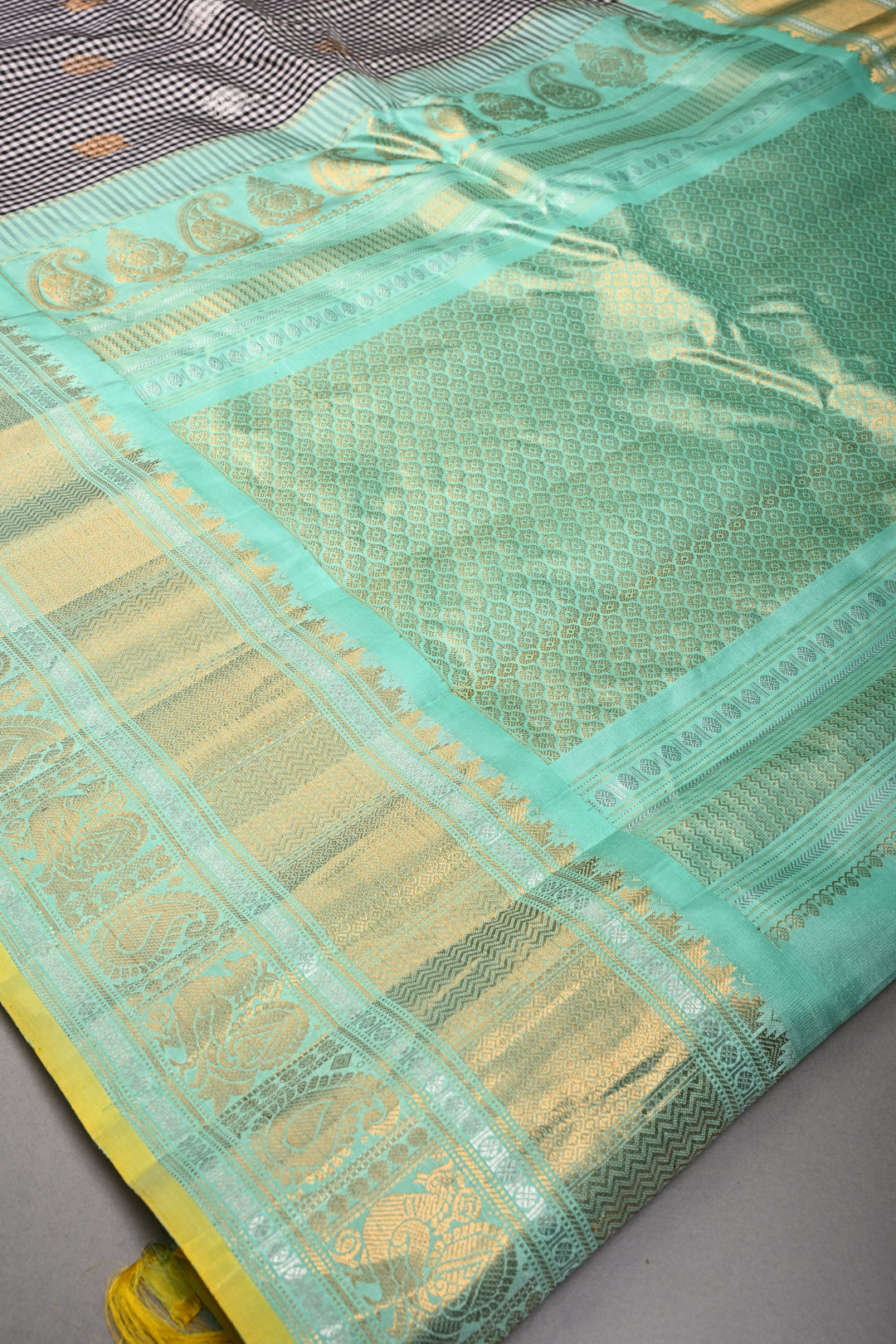 Black-White Checks Pattern on Pure Gadwal Silk Saree with Gold-Silver Zari Buttas and Contrast Wide Zari Border | SILK MARK CERTIFIED | SHOBITAM