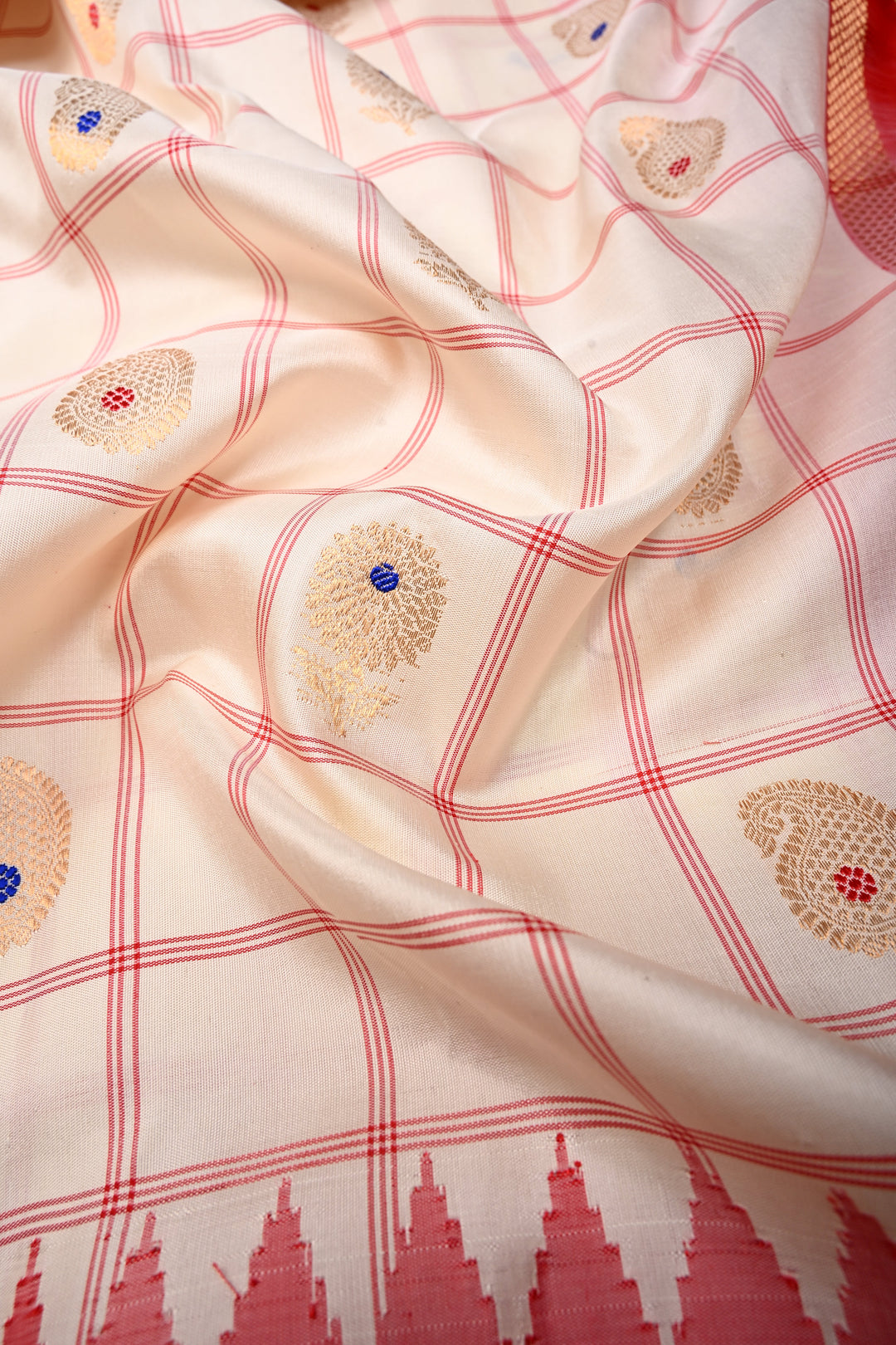 Off White Checks Pattern on Pure Gadwal Silk Saree with Meenakari Paisley Buttas and Contrast 2 tone Zari Border | SILK MARK CERTIFIED | SHOBITAM