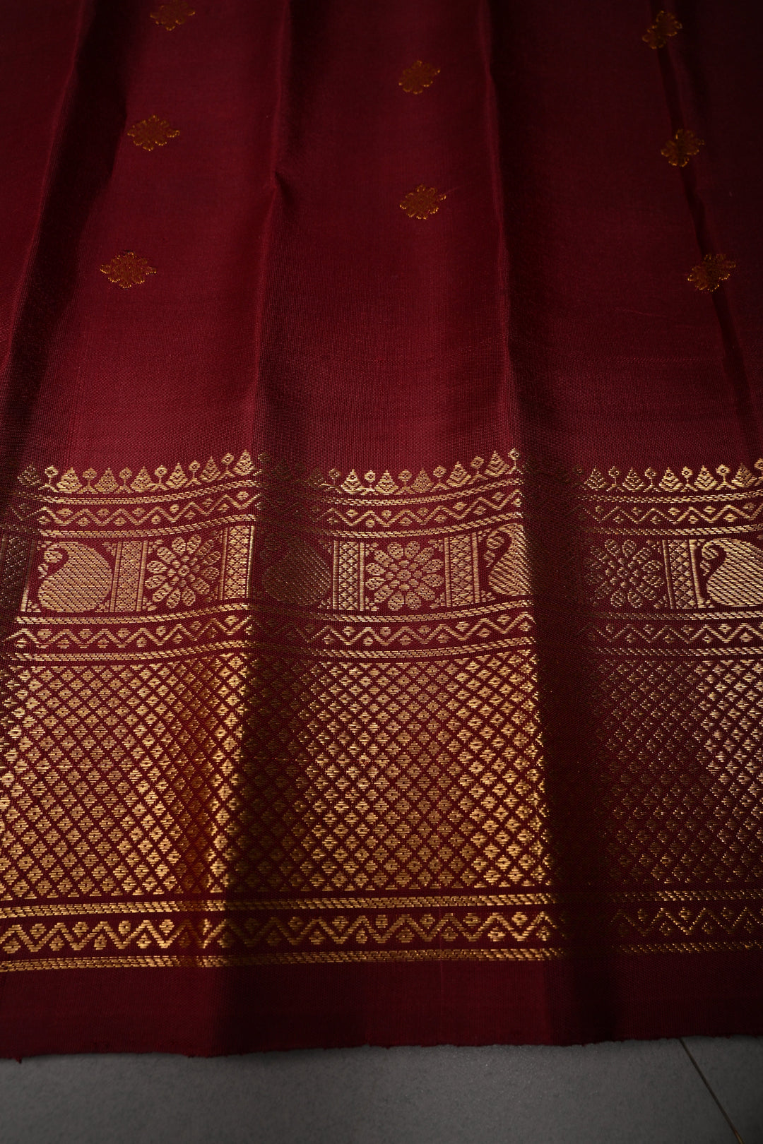 Mint Green Korvai Gadwal silk Saree with Zari Buttas and Contrast Zari Border | SILK MARK CERTIFIED | SHOBITAM