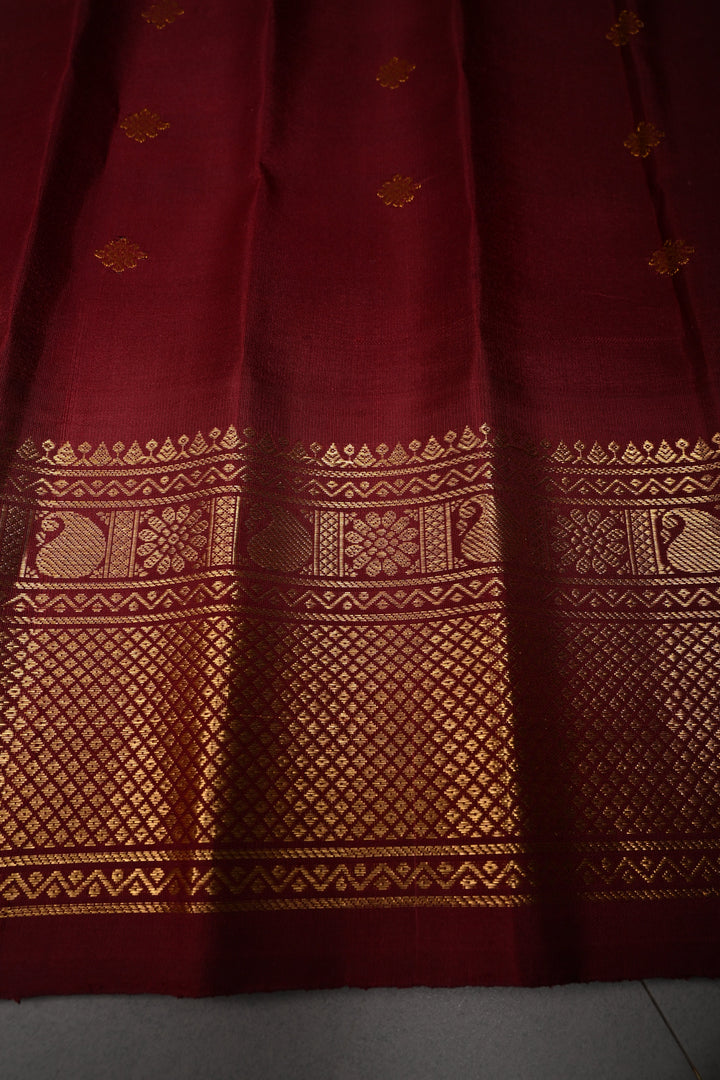 Mint Green Korvai Gadwal silk Saree with Zari Buttas and Contrast Zari Border | SILK MARK CERTIFIED | SHOBITAM