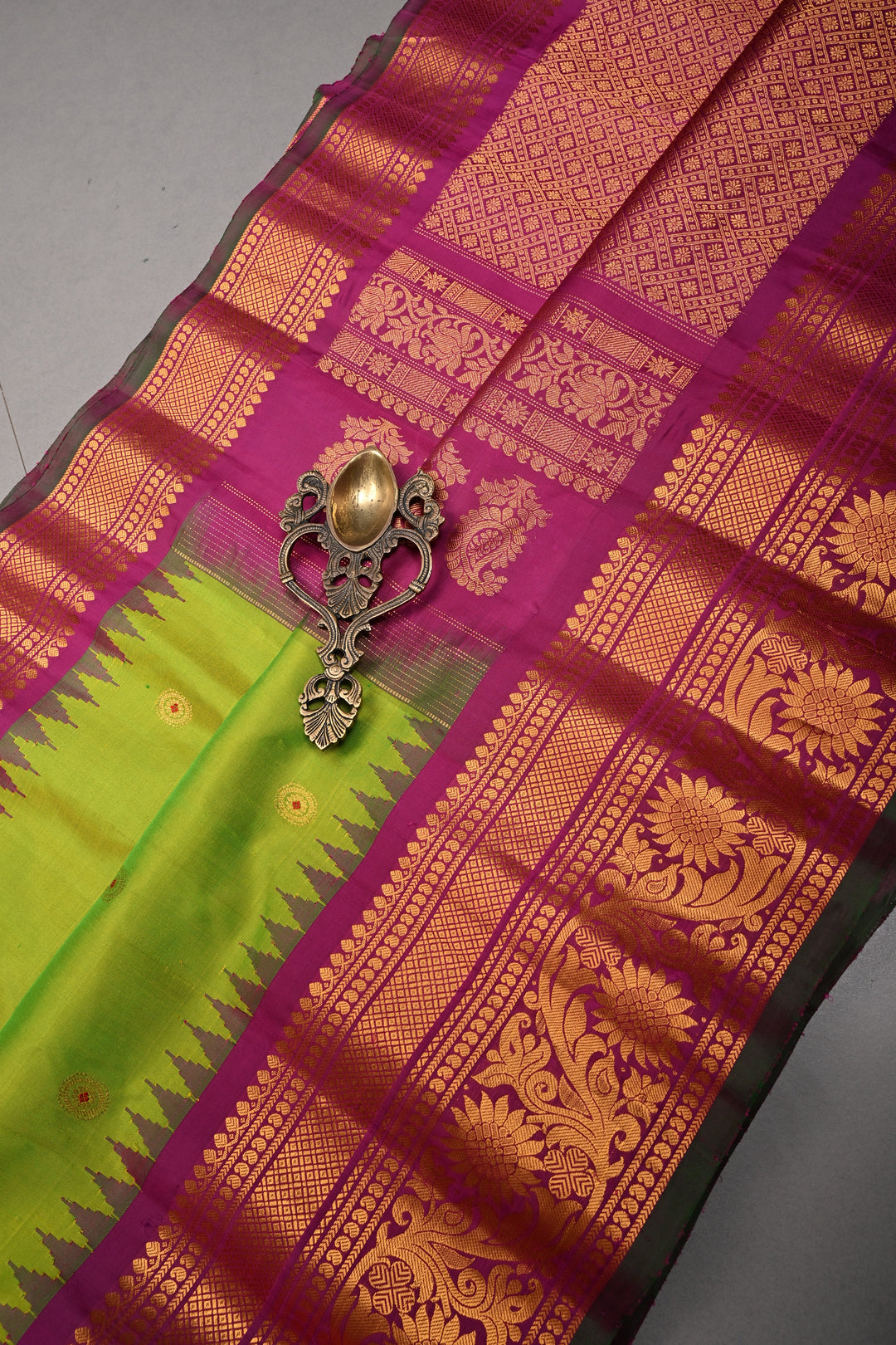 Chartreuse Pure Gadwal Silk Saree with Meenakari Buttas and Contrast Zari Border | SILK MARK CERTIFIED | SHOBITAM