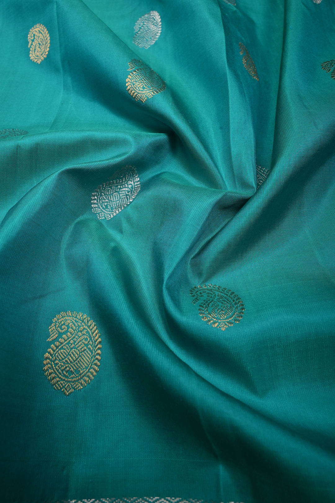 Turquoise Pure Gadwal Silk Saree with Gold Silver Buttas and Zari Border | SILK MARK CERTIFIED | SHOBITAM