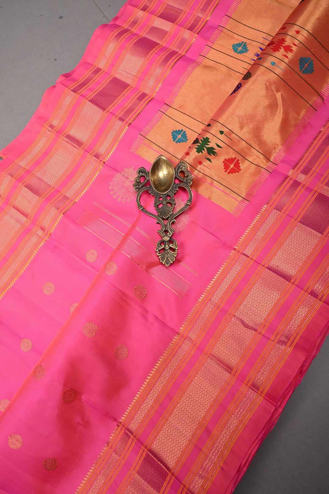 Pink Pure Gadwal Silk saree with zari butta and Zari Border | SILK MARK CERTIFIED SHOBITAM
