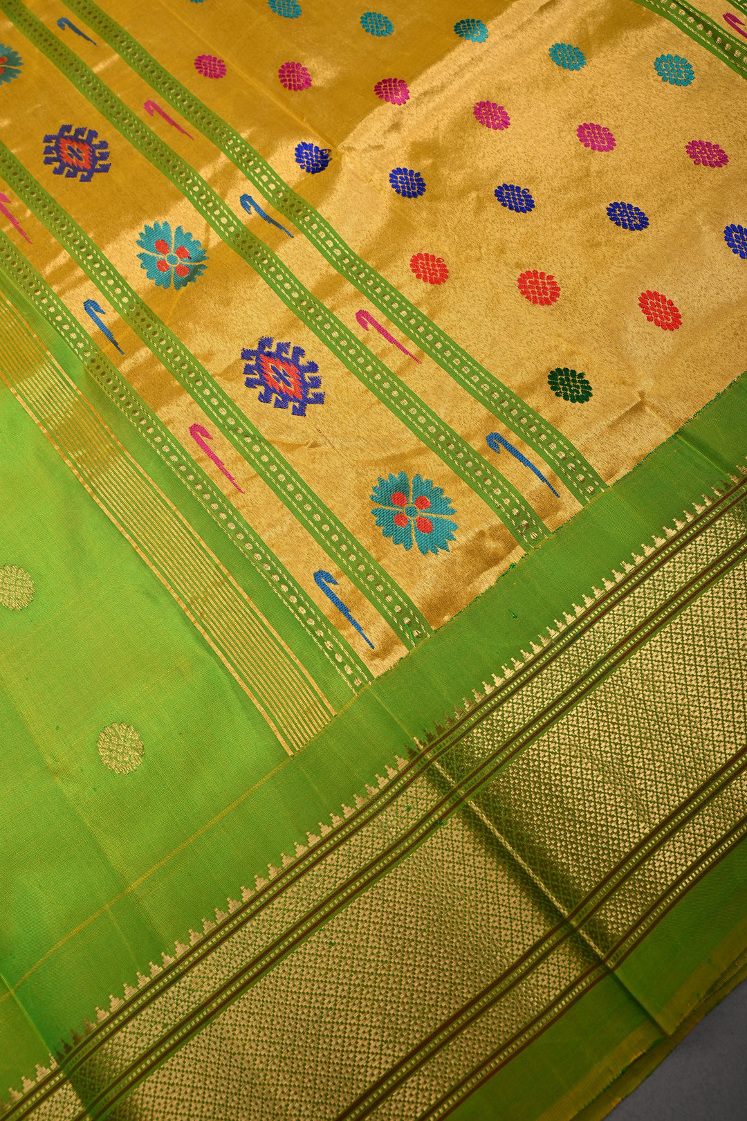 Green Dual tone pure gadwal Silk saree with zari butta and zari border | SILK MARK CERTIFIED
