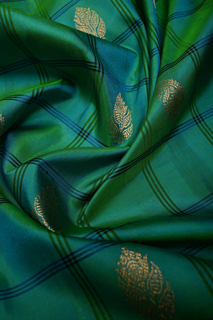 Teal Self Checks on Pure Gadwal Silk Handloom Saree with Zari Buttas and and Contrast Zari Border | SILK MARK CERTIFIED
