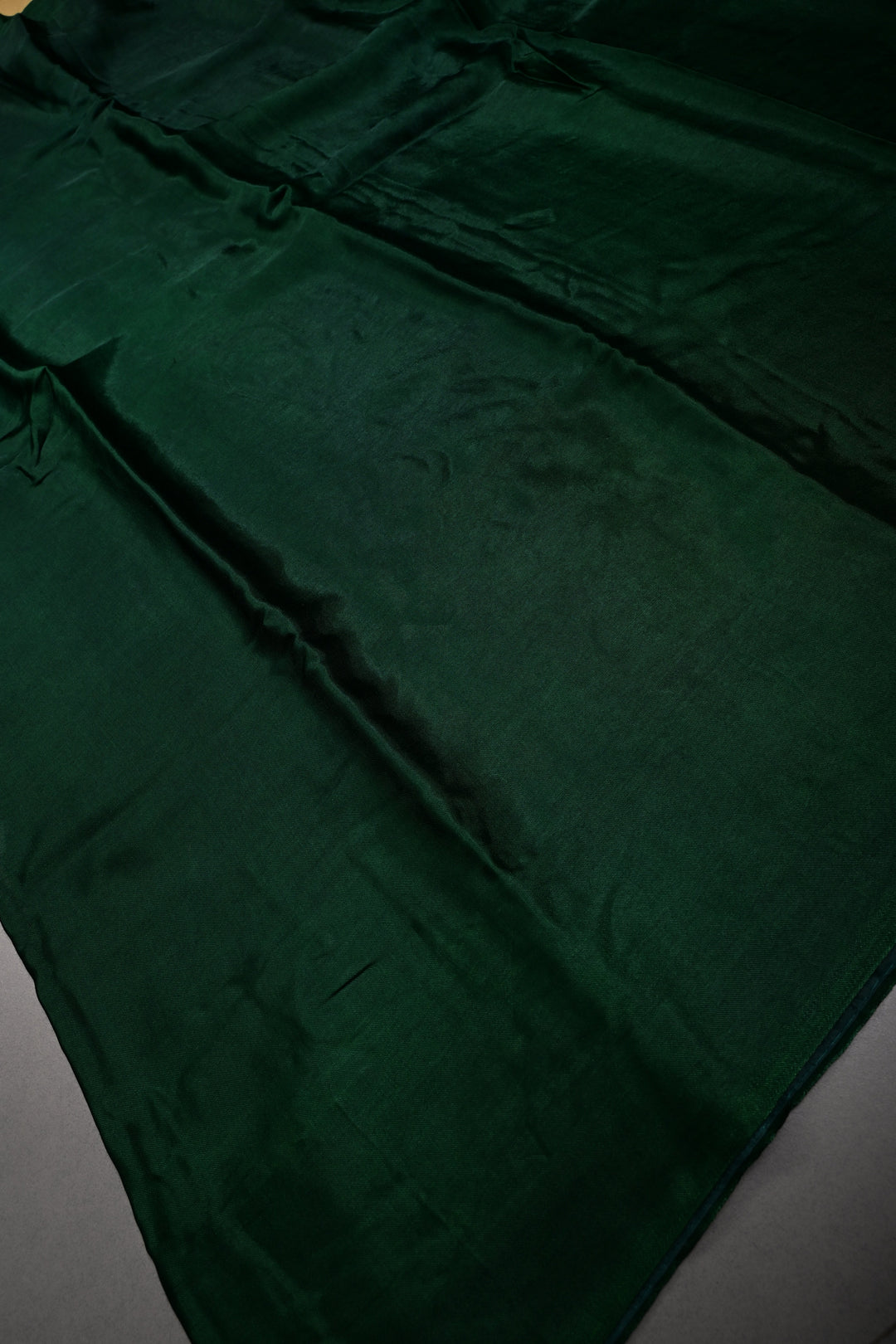 Bottle Green Borderless Modal Silk Saree with Lagda Patta Crushed Pallu | SHOBITAM