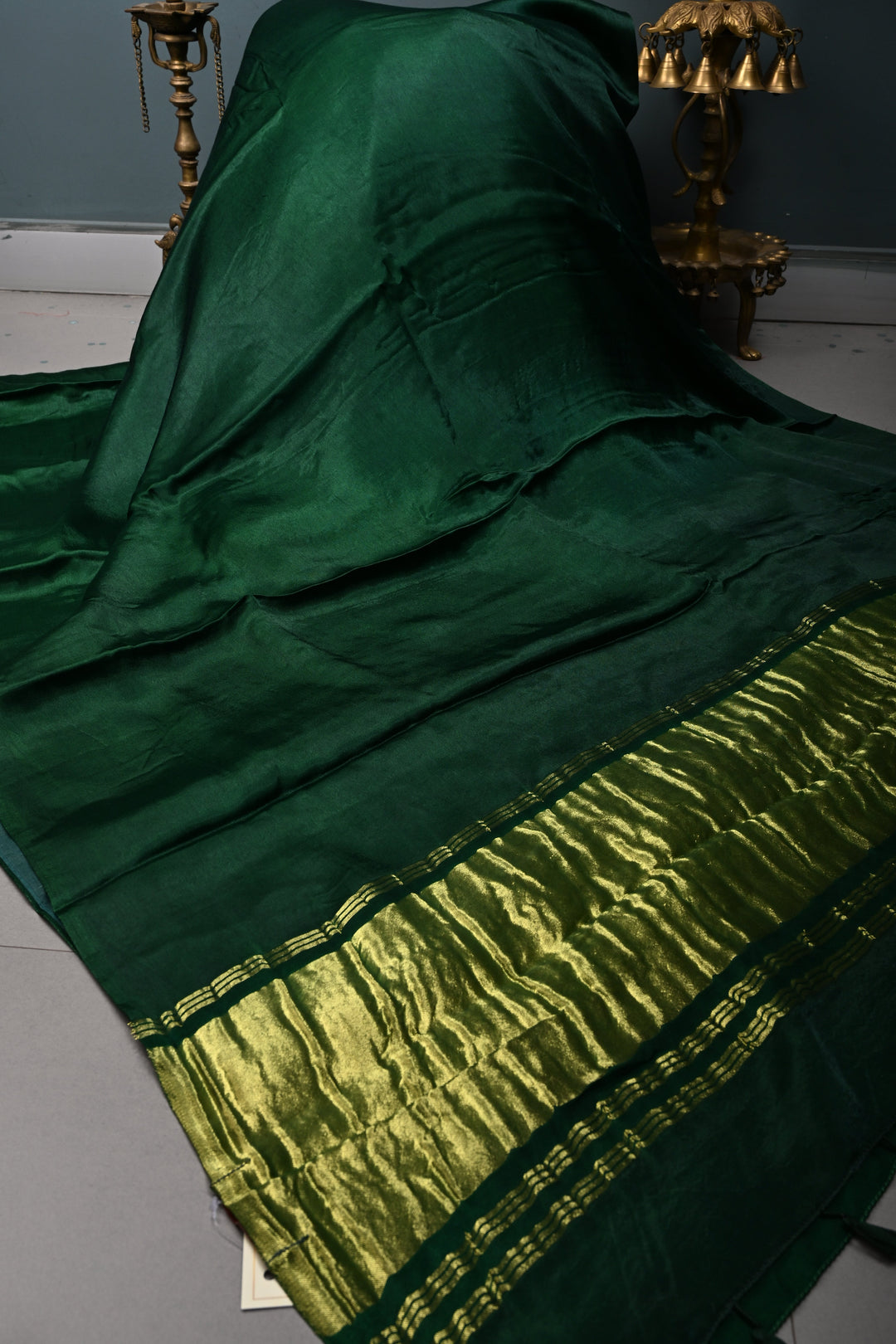 Bottle Green Borderless Modal Silk Saree with Lagda Patta Crushed Pallu | SHOBITAM