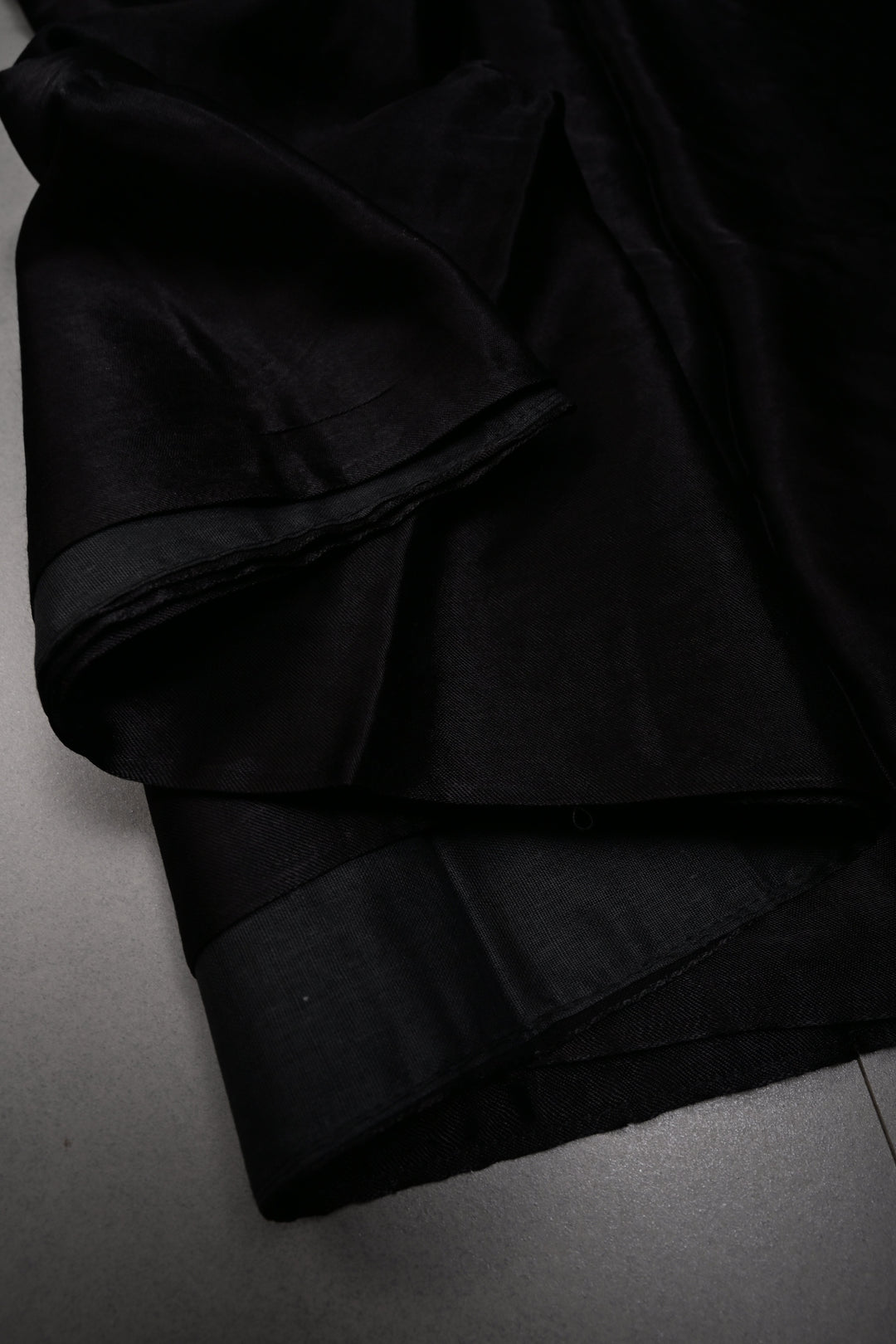 Black Sitaara Modal Silk Saree with Lagda Patta Crushed Pallu | SHOBITAM