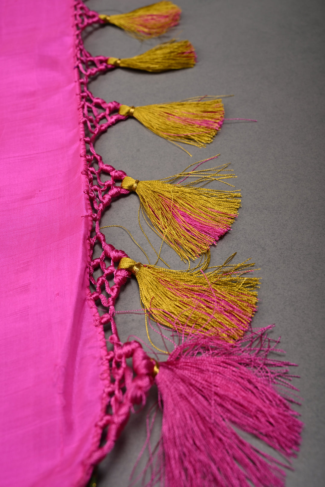 Moss Yellow Kanjivaram Pure Silk Saree with half Brocade Border in Lead Green and Pink Contrast Pallu| SILK MARK CERTIFIED | SHOBITAM
