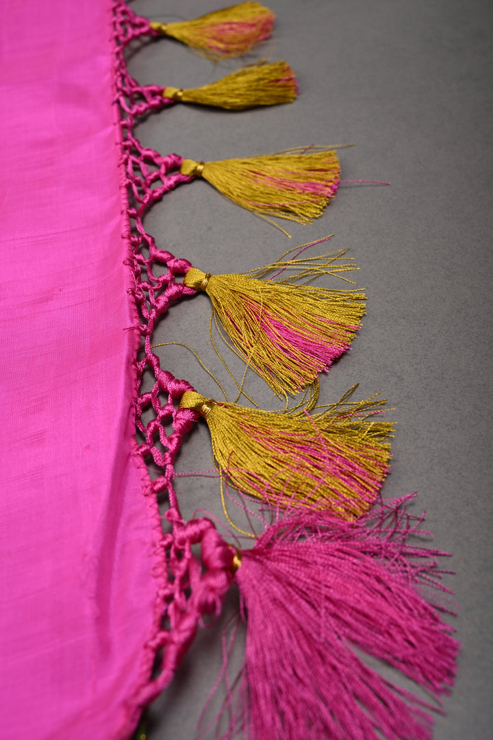 Moss Yellow Kanjivaram Pure Silk Saree with half Brocade Border in Lead Green and Pink Contrast Pallu| SILK MARK CERTIFIED | SHOBITAM