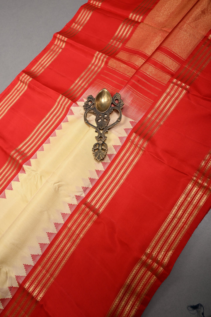 Cream Gadwal Silk Saree with Contrast Rettaipet Zari Border | SILK MARK CERTIFIED | SHOBITAM