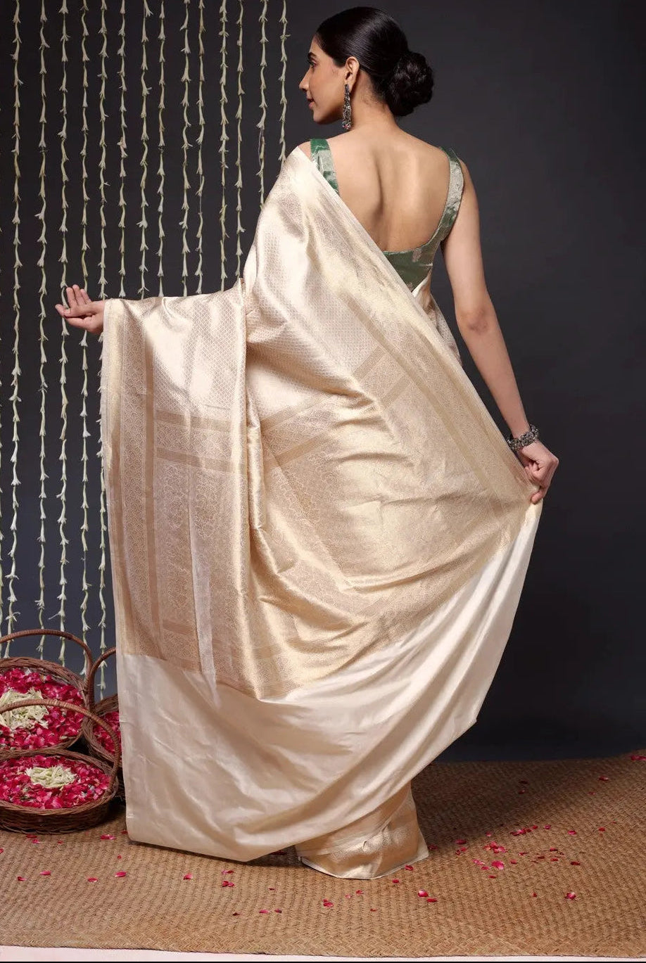 Unique Handloom Cream Pure Silk Tanchoi Banarasi Saree | SILK MARK CERTIFIED | SHOBITAM