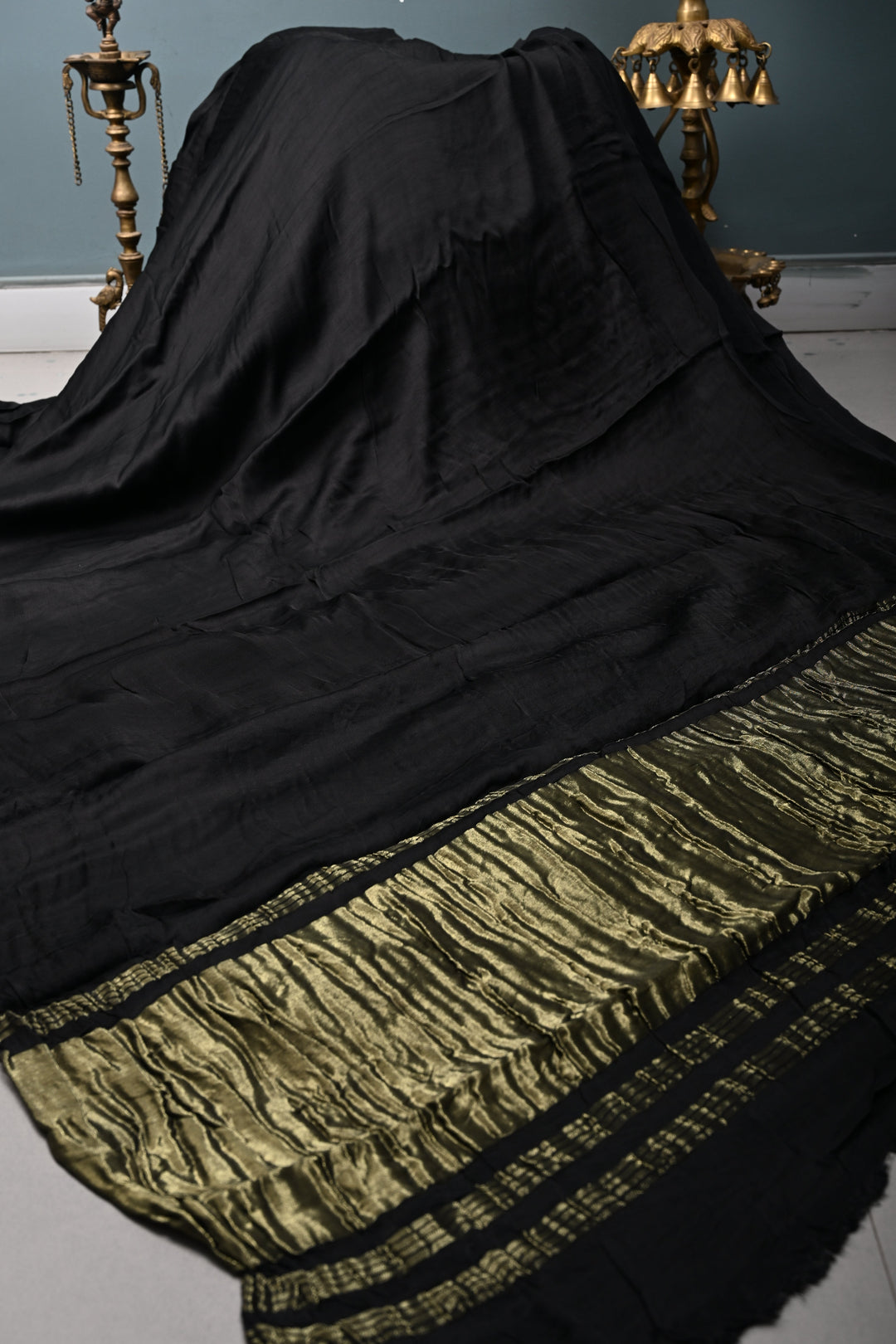 Black Borderless Modal Silk Saree with Lagda Patta Crushed Tissue Pallu | SHOBITAM